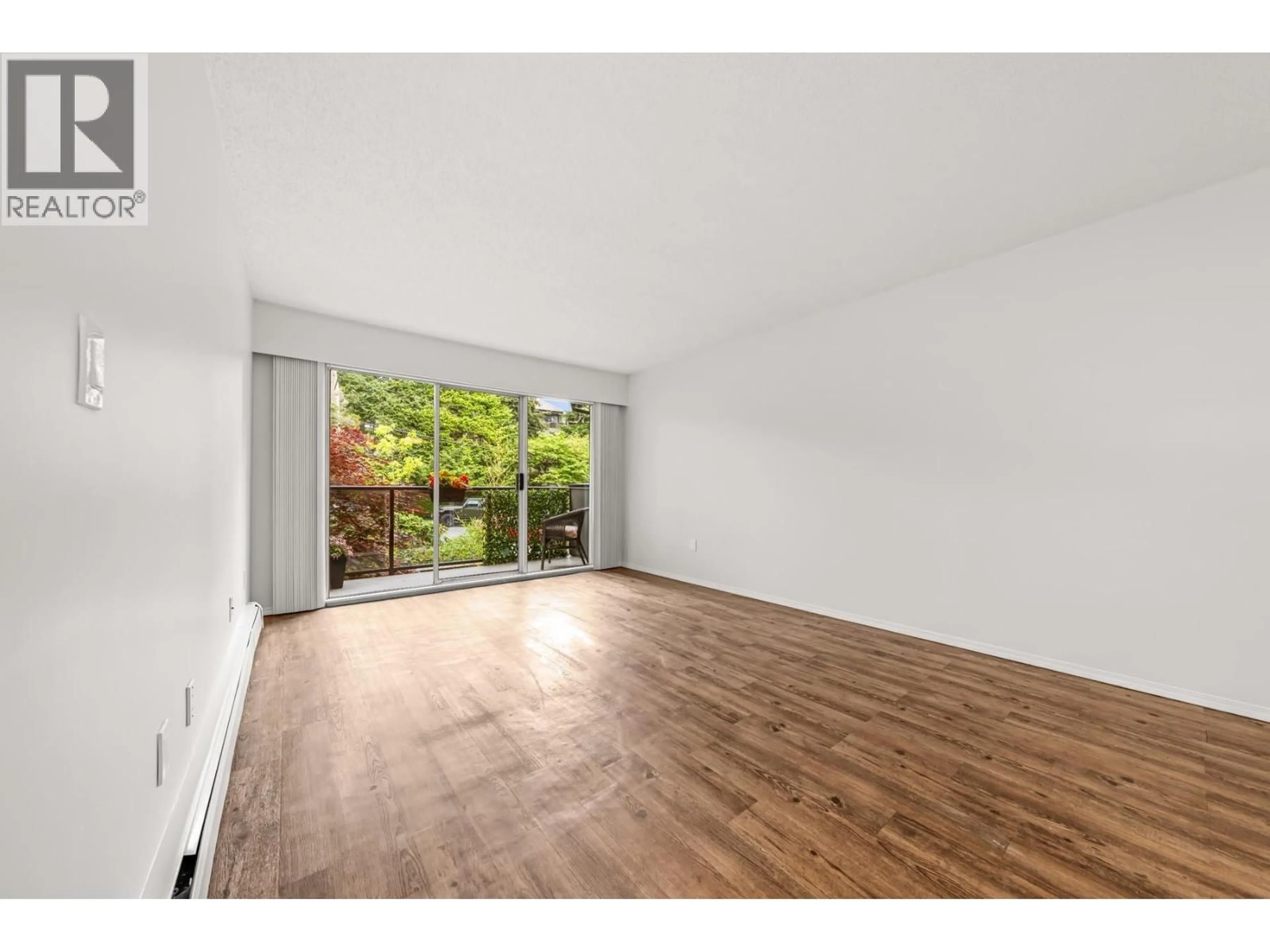 A pic of a room for 207 - 230 MOWAT STREET, New Westminster British Columbia V3M4B2