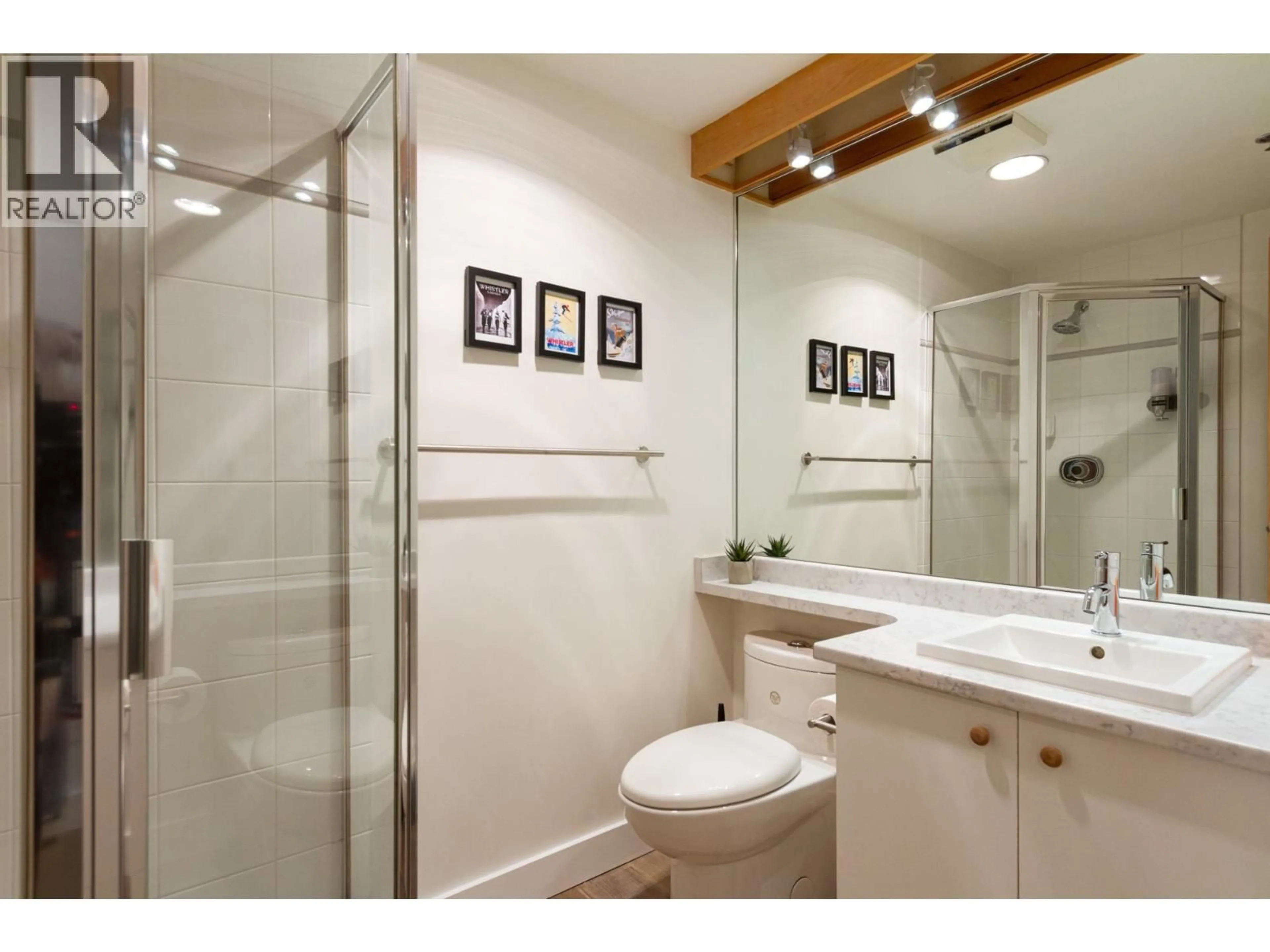 Standard bathroom, ceramic/tile floor for 122 - 3309 PTARMIGAN PLACE, Whistler British Columbia V8E0V6