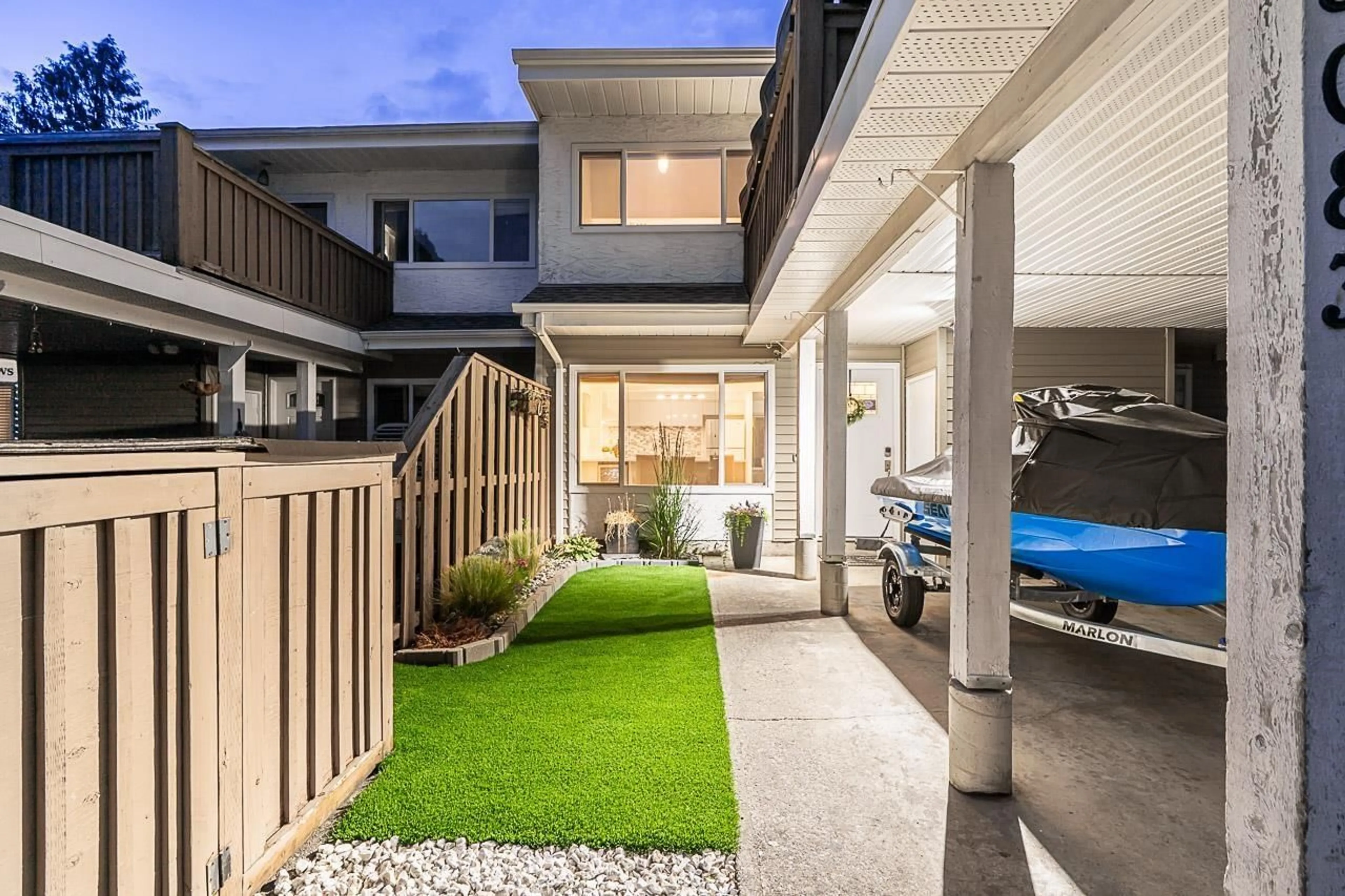 Unknown for 3083 268 STREET, Langley British Columbia V4W3C6