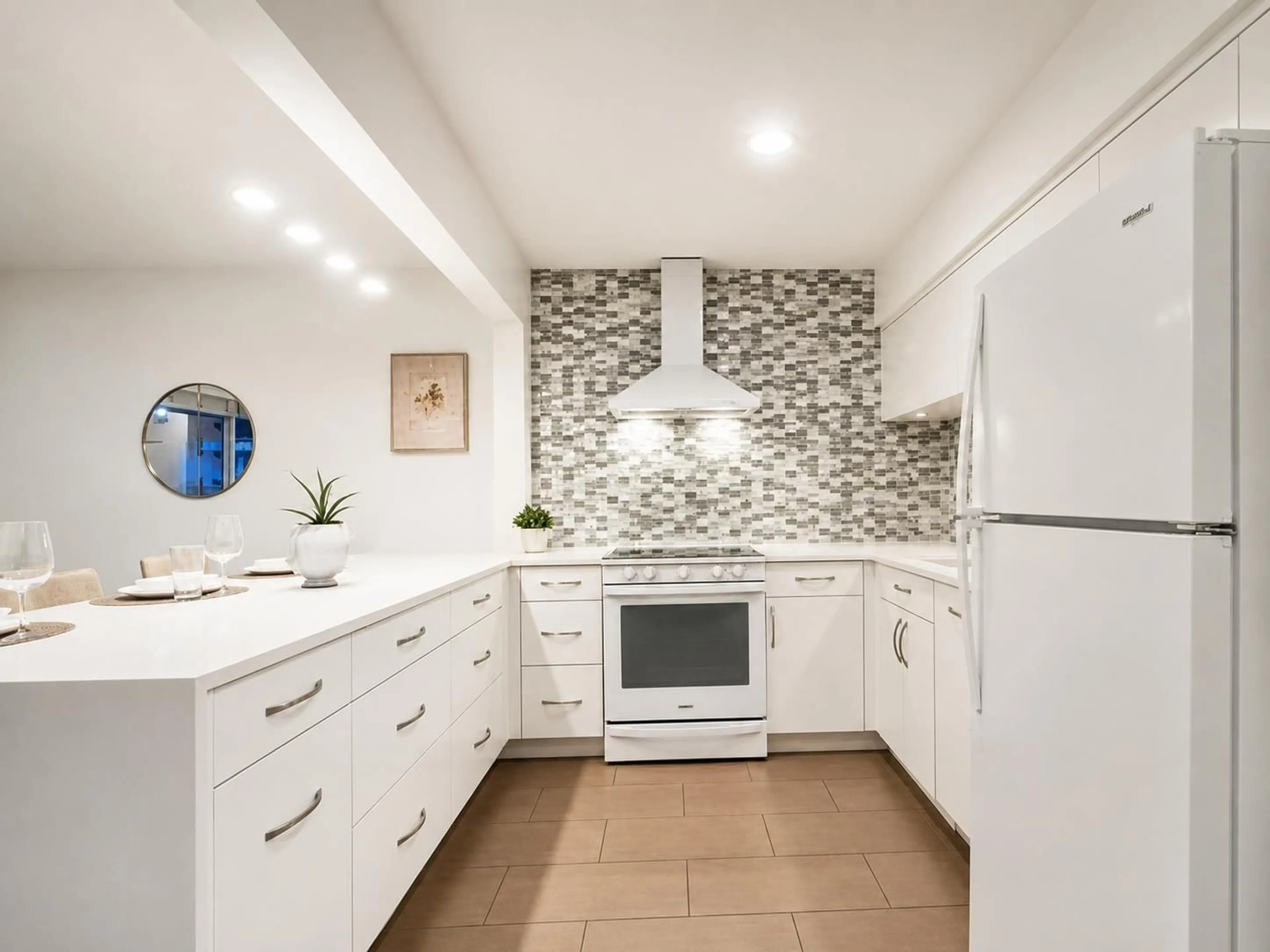 Contemporary kitchen, ceramic/tile floor for 3083 268 STREET, Langley British Columbia V4W3C6