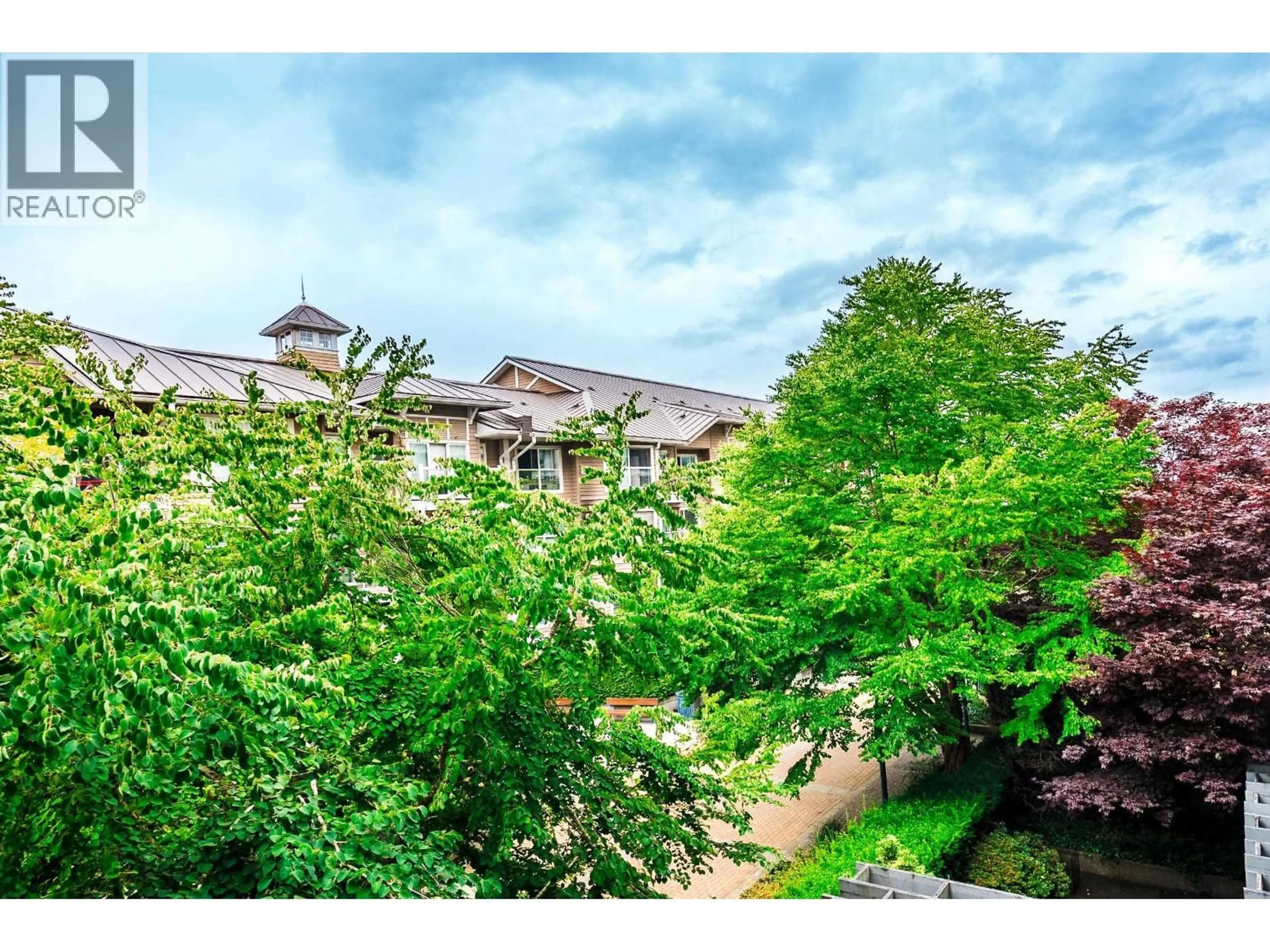 Patio, unknown for 301 - 5860 DOVER CRESCENT, Richmond British Columbia V7C5S6