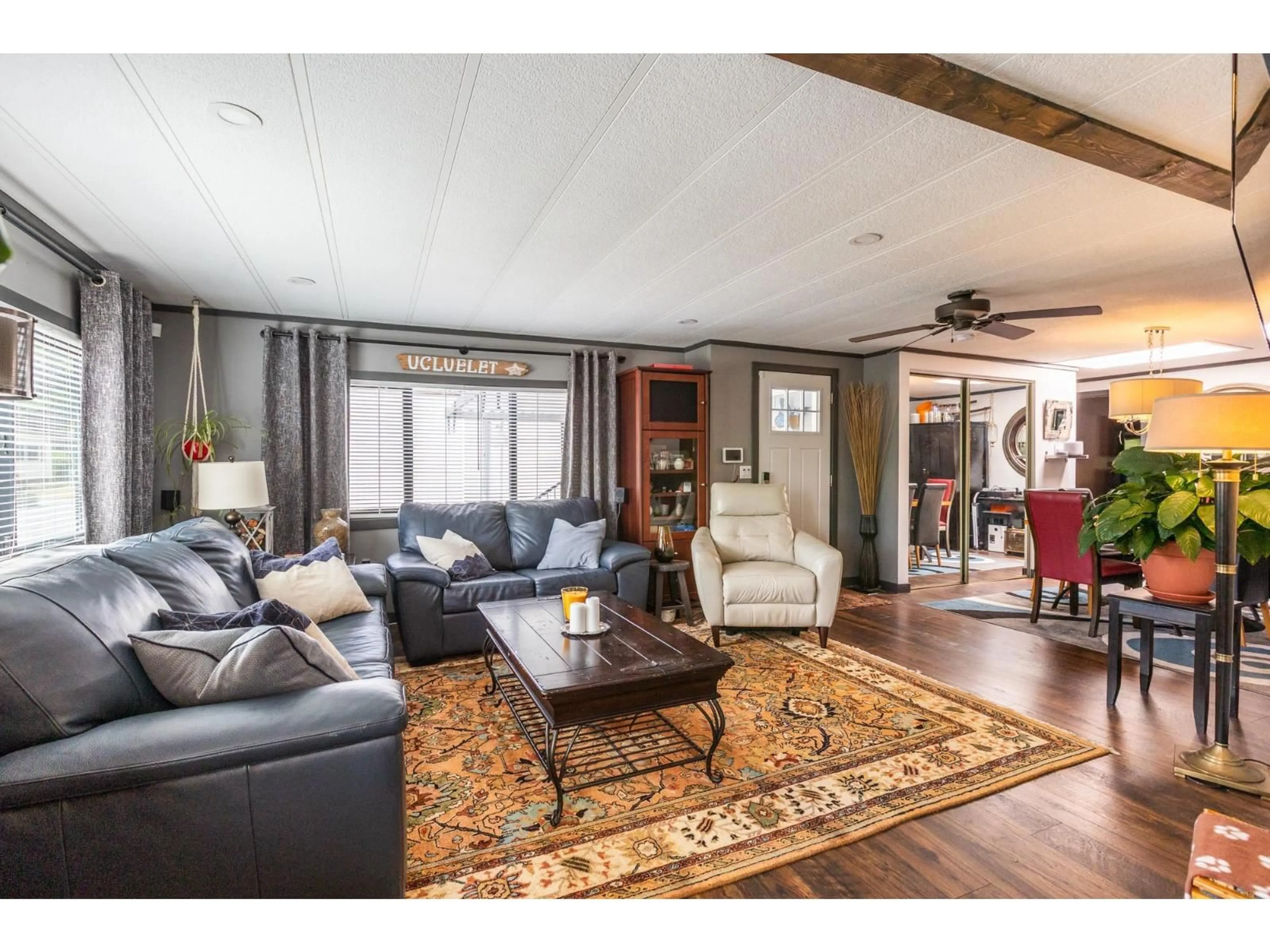 Living room with furniture, wood/laminate floor for 340 - 1840 160 STREET, Surrey British Columbia V4A4X4