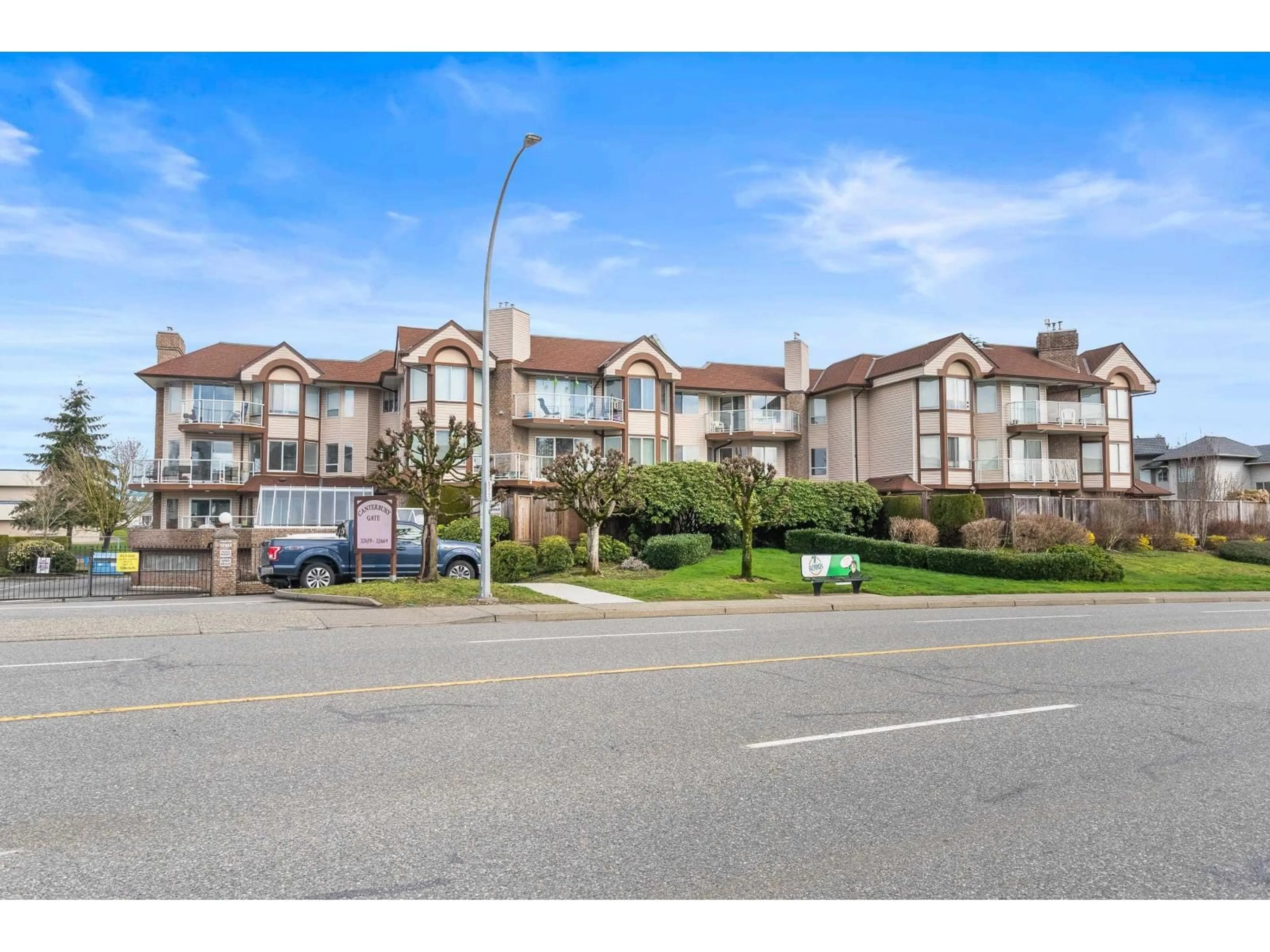 Unknown for 208 - 32669 GEORGE FERGUSON WAY, Abbotsford British Columbia V2T4E4