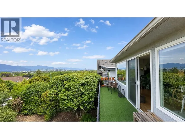 3578 15TH AVENUE, Vancouver 4