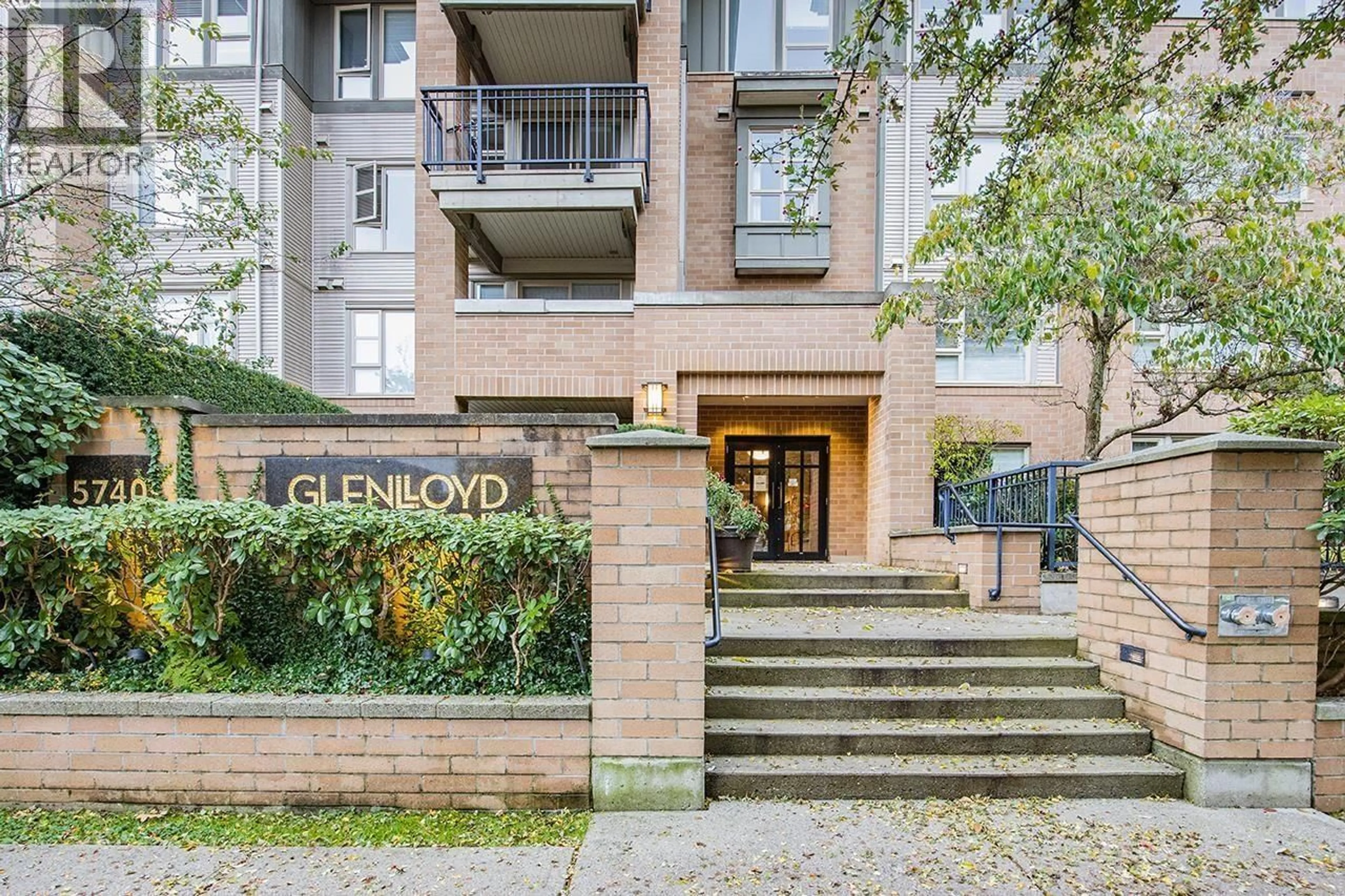 Indoor entryway for 212 - 5740 TORONTO ROAD, Vancouver British Columbia V6T1L2