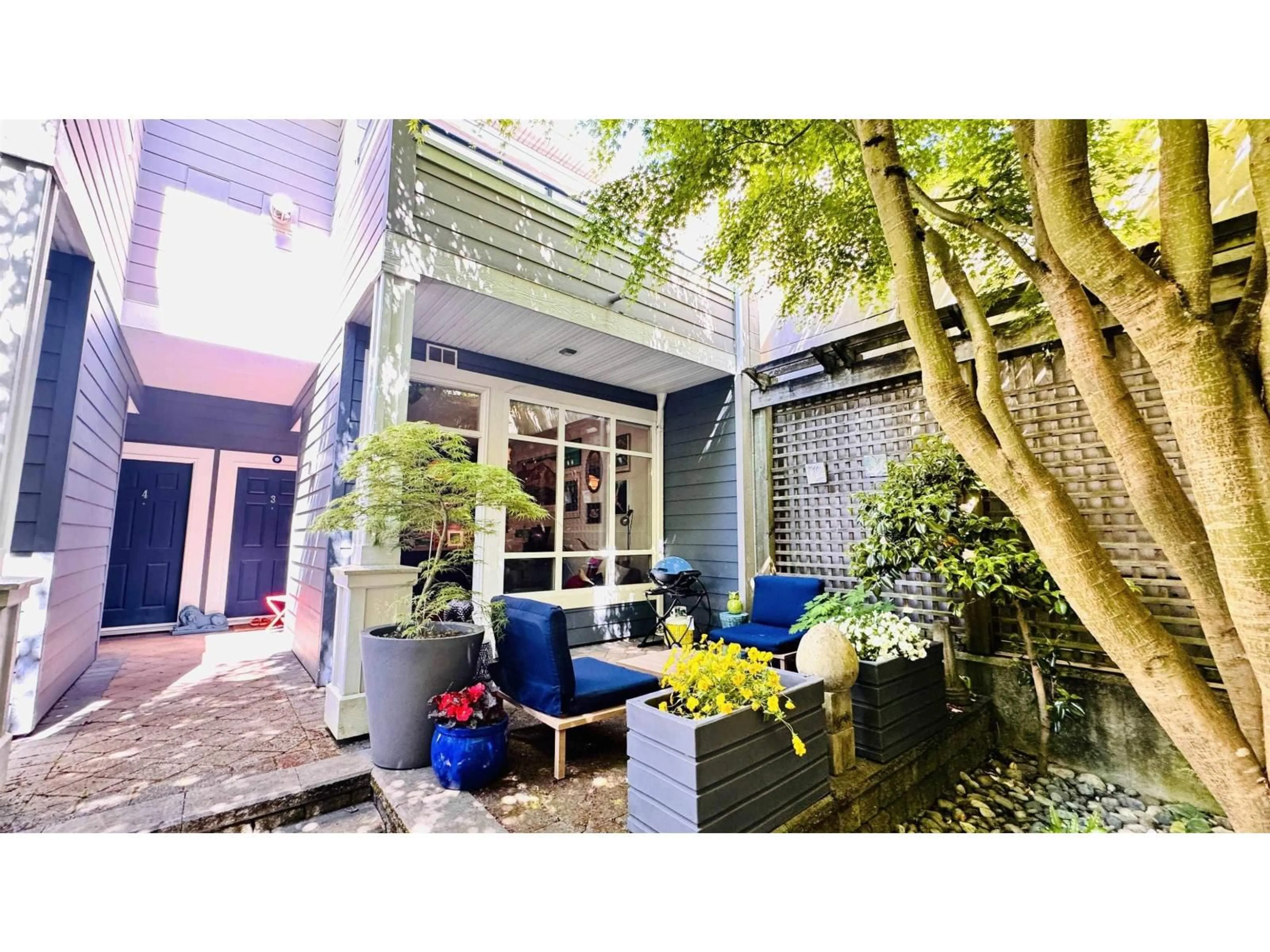 Patio, street for 3 - 15161 PROSPECT AVENUE, White Rock British Columbia V4B2B8