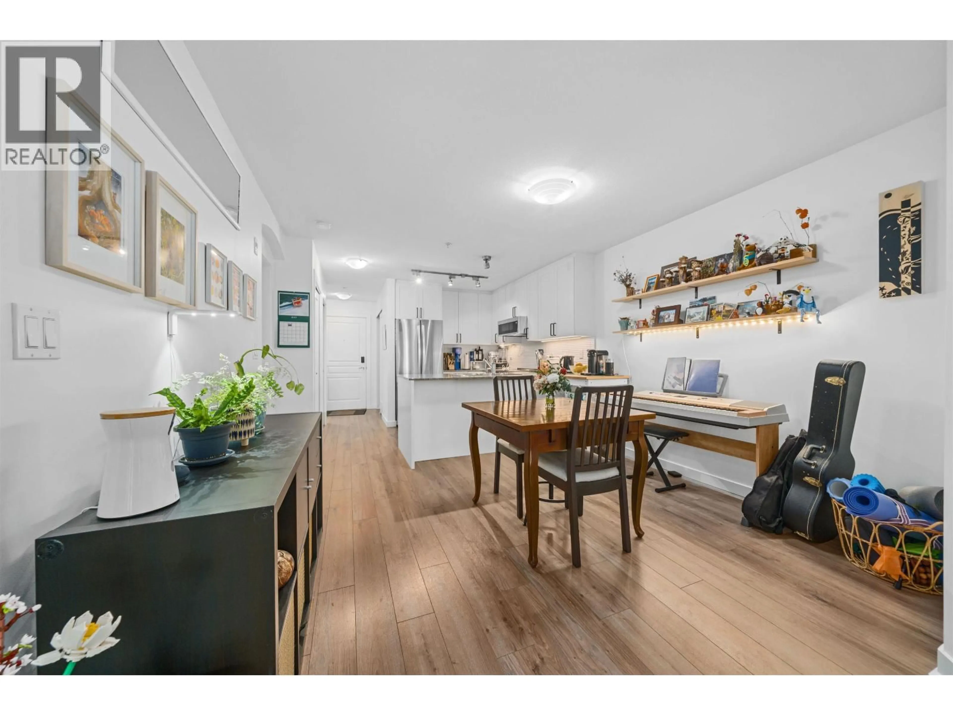 Unknown for 203 - 4833 BRENTWOOD DRIVE, Burnaby British Columbia V5C0C3