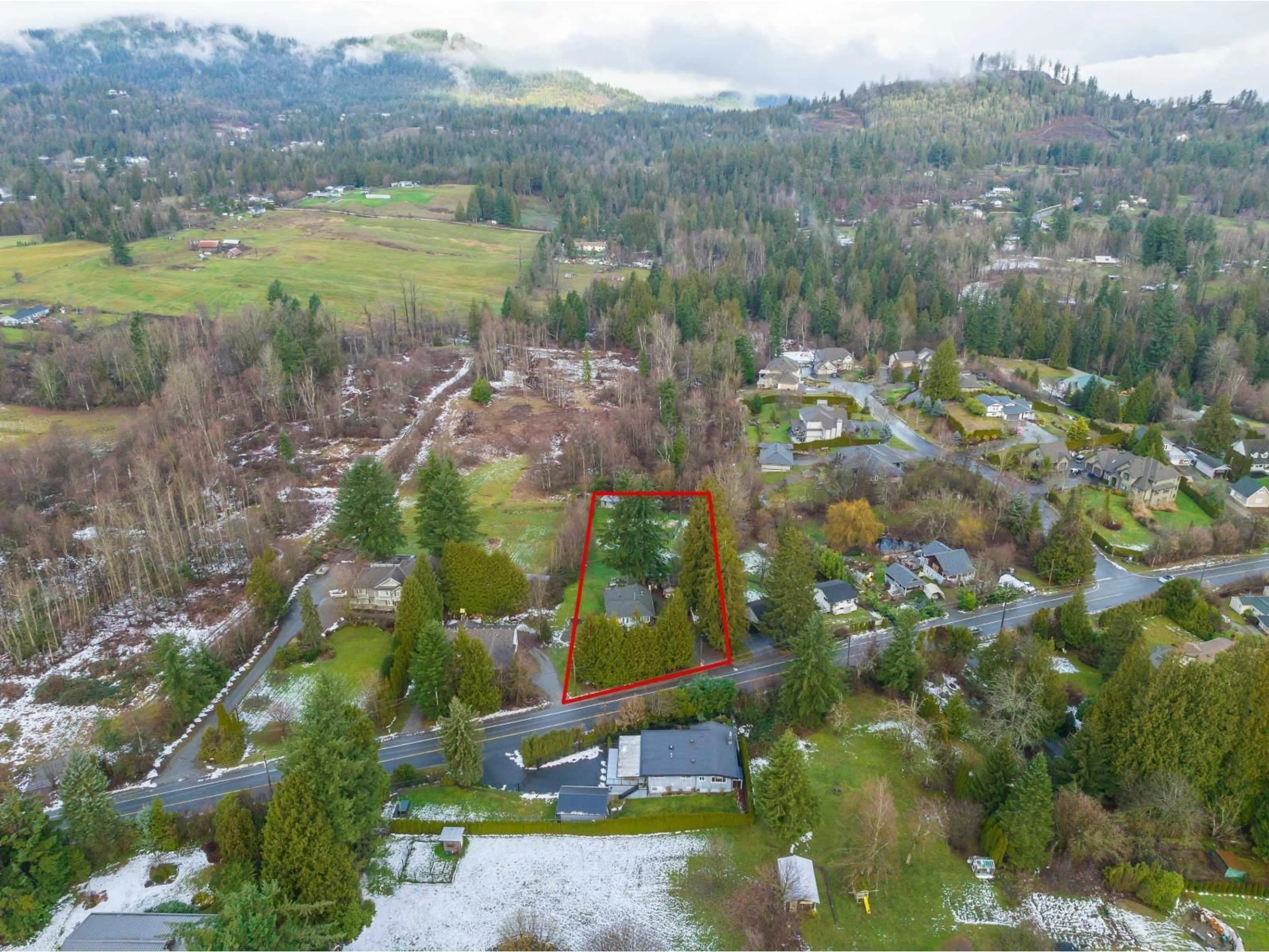 A pic from outside/outdoor area/front of a property/back of a property/a pic from drone, mountain view for 34397 DEWDNEY TRUNK ROAD, Mission British Columbia V2V6V4