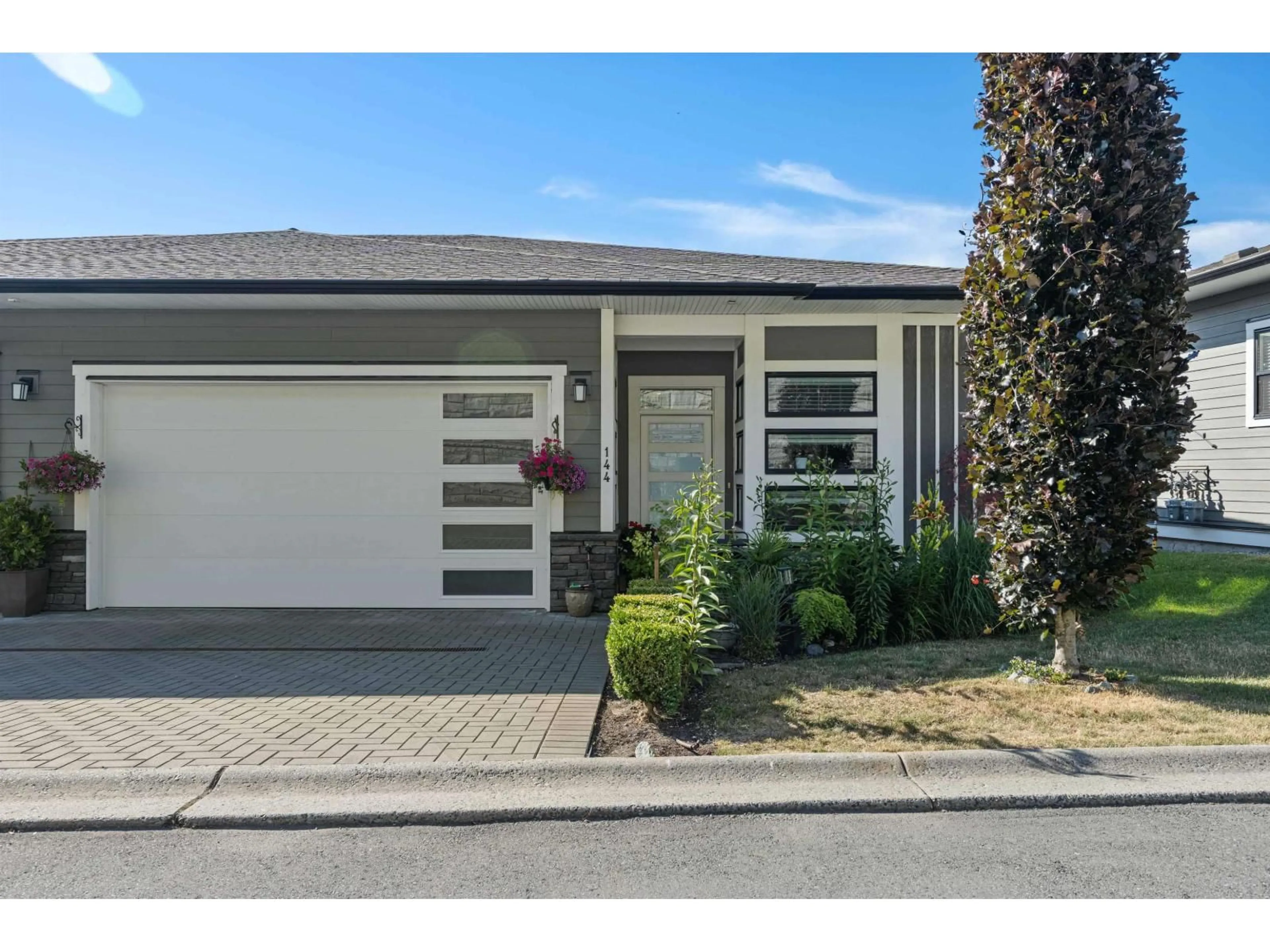 Home with vinyl exterior material, street for 144 - 51096 FALLS COURT, Chilliwack British Columbia V4Z1K7