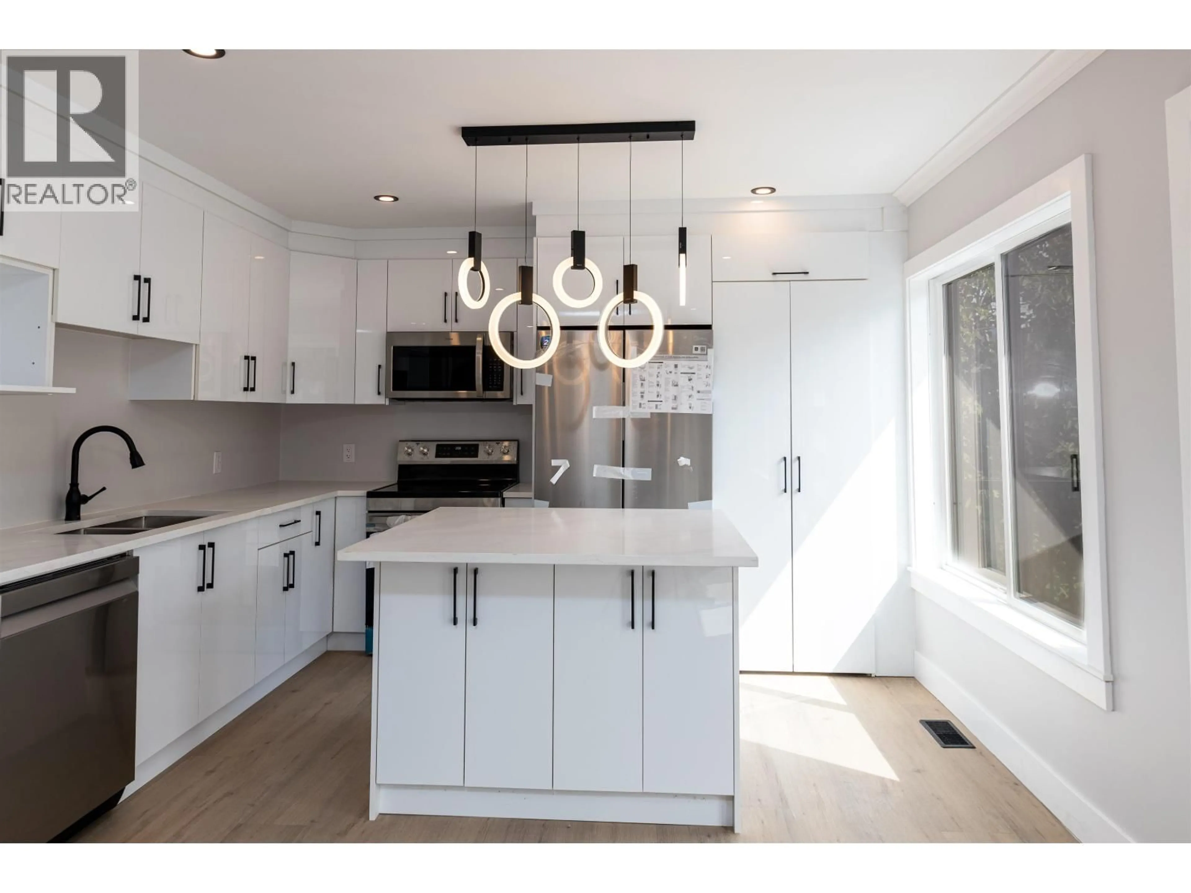 Open concept kitchen, unknown for 2711 SPARKS STREET, Terrace British Columbia V8G2T4