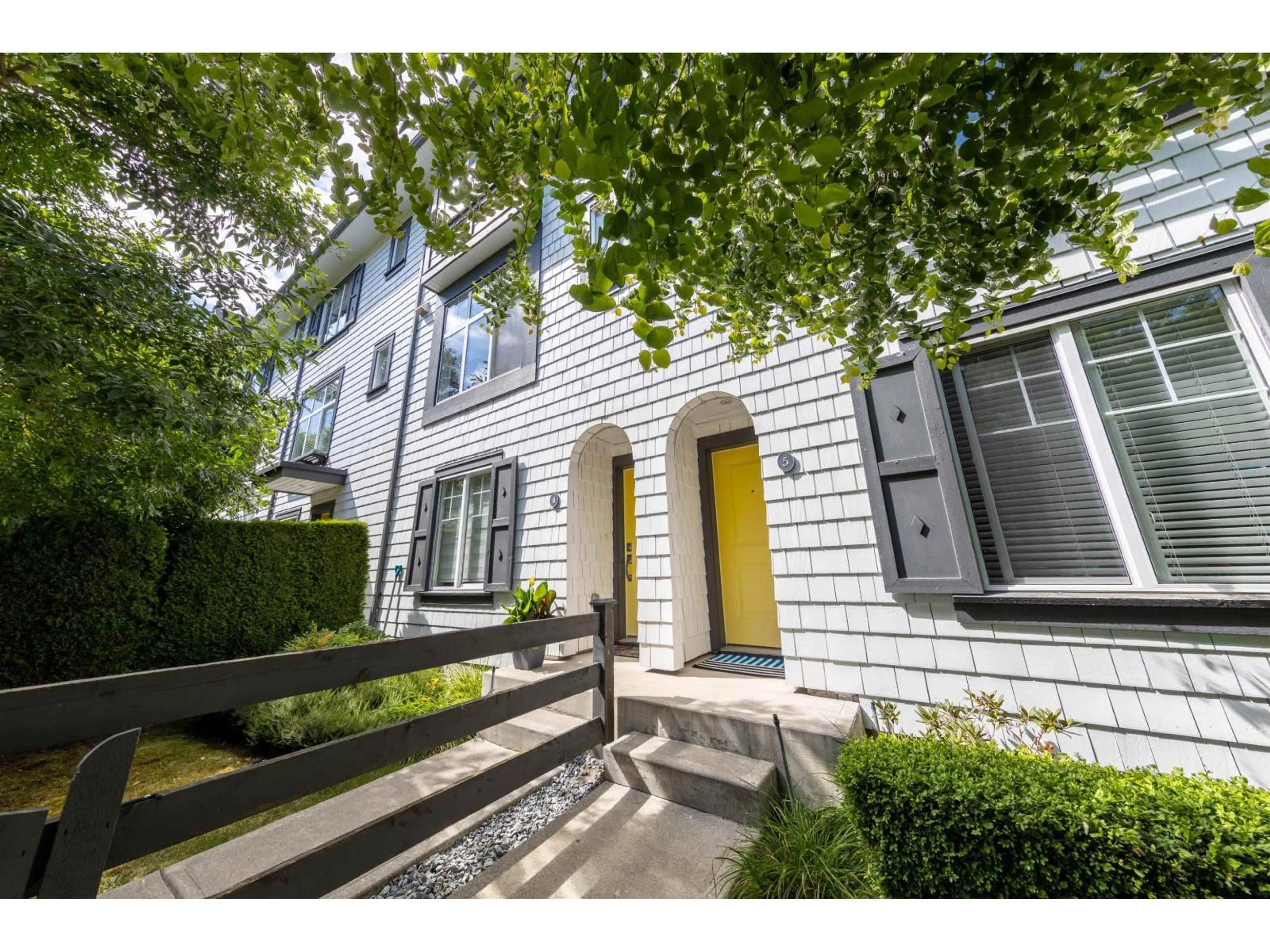 Home with vinyl exterior material, street for 5 - 16357 15 AVENUE, Surrey British Columbia V4A0C2