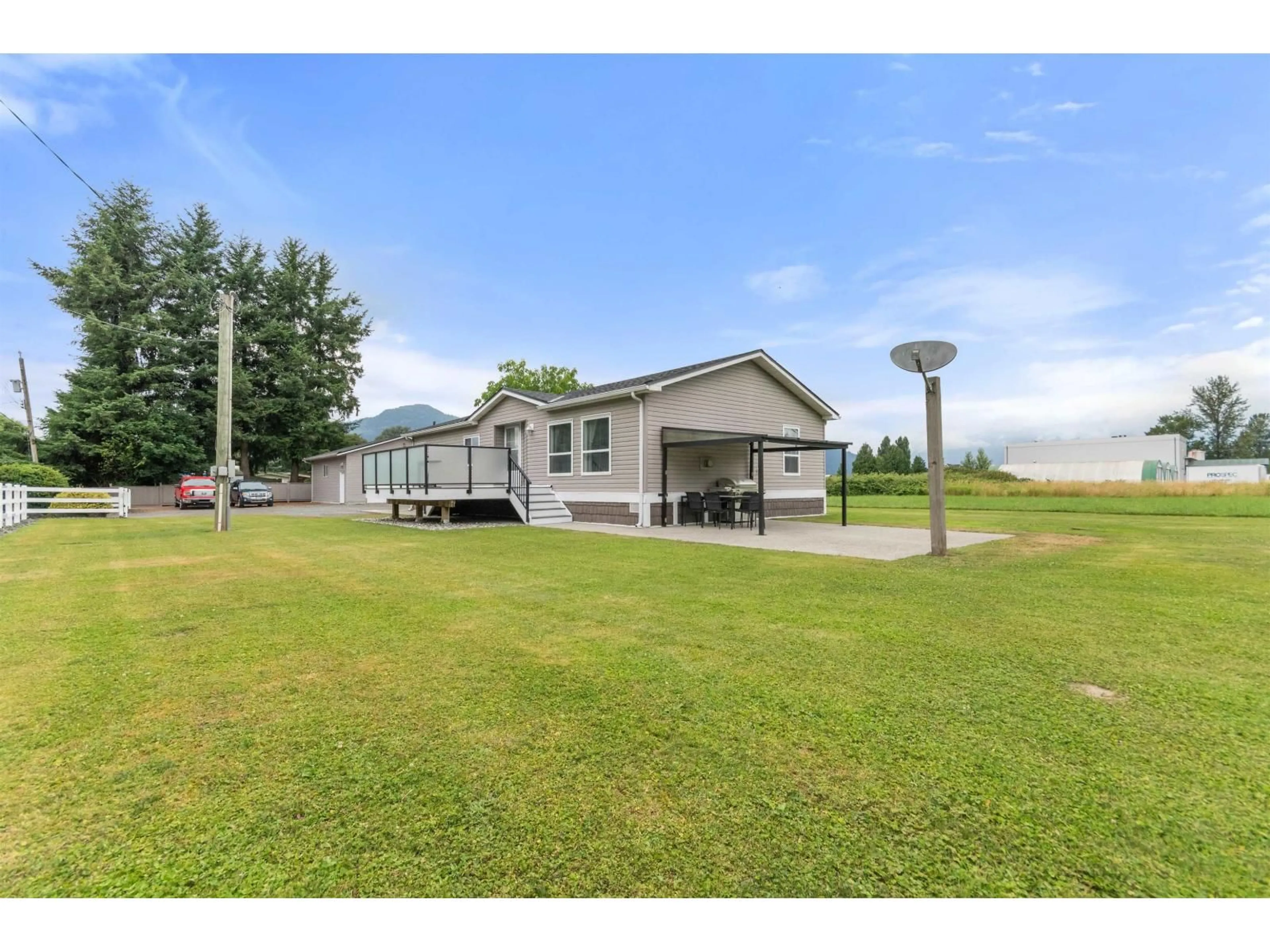 A pic from outside/outdoor area/front of a property/back of a property/a pic from drone, unknown for 41725 HARE AVENUE, Yarrow British Columbia V2R5E9