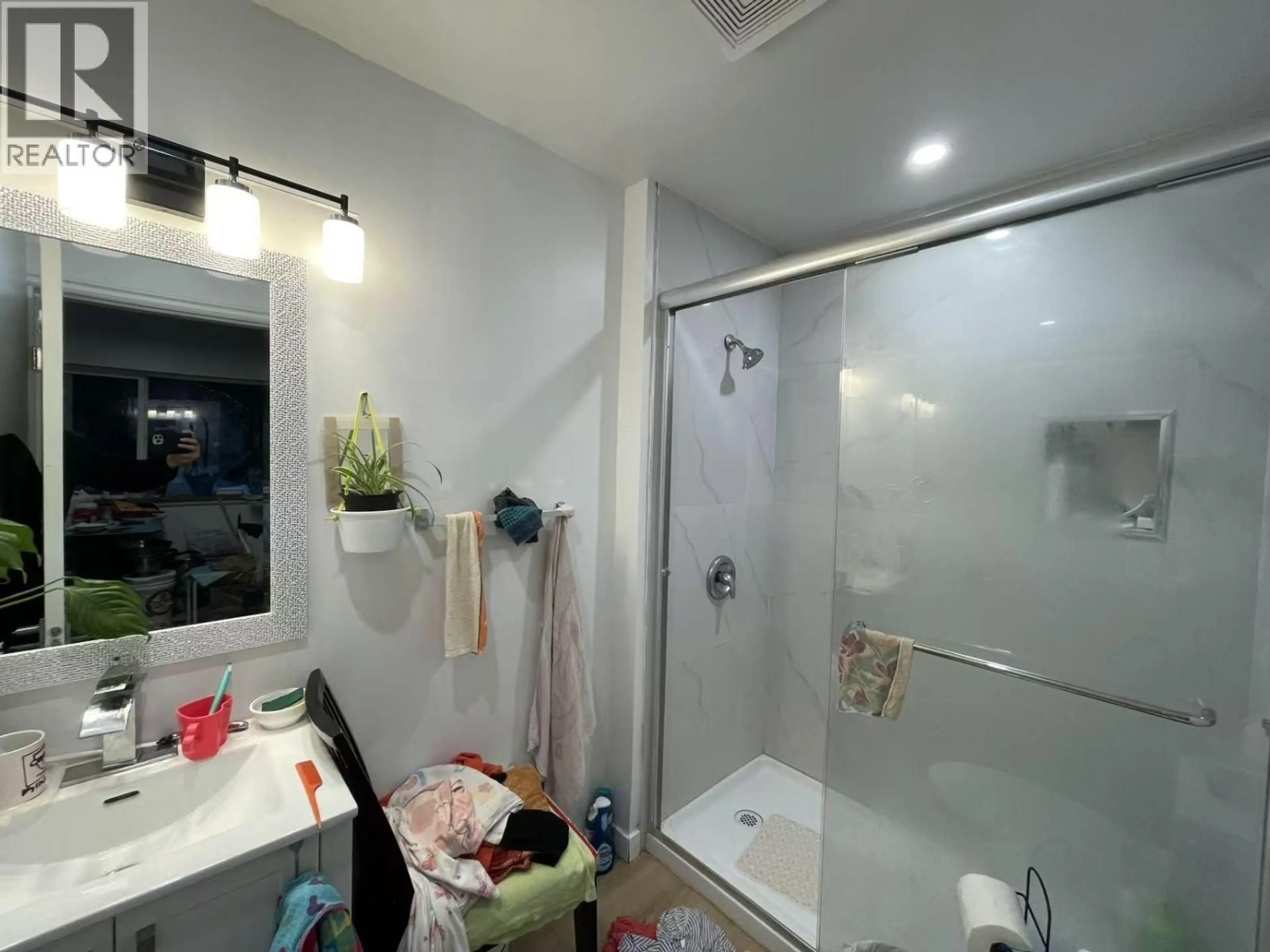 A pic of a room for 1483 54 STREET, Delta British Columbia V4M3H6