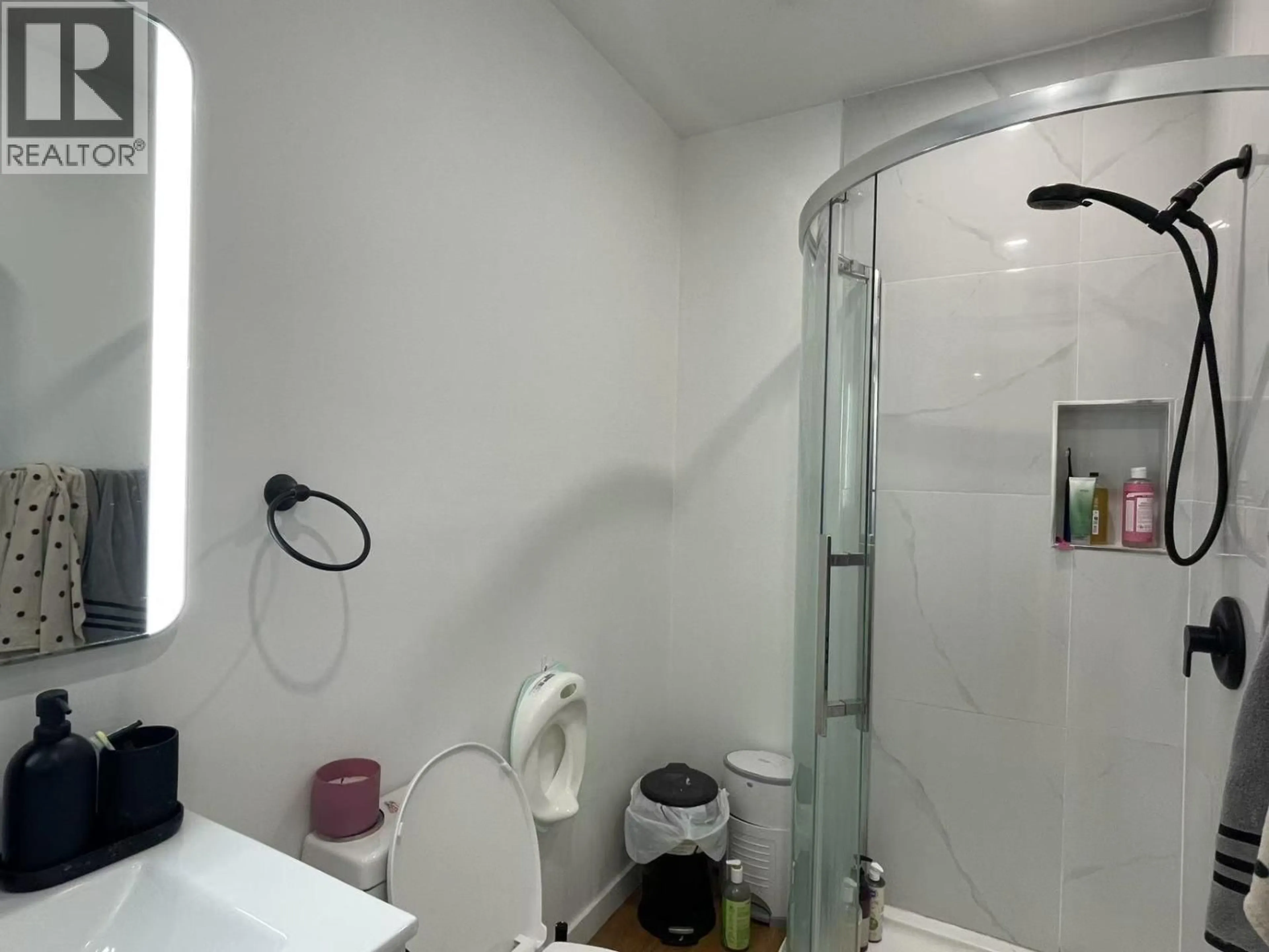 A pic of a room for 1483 54 STREET, Delta British Columbia V4M3H6