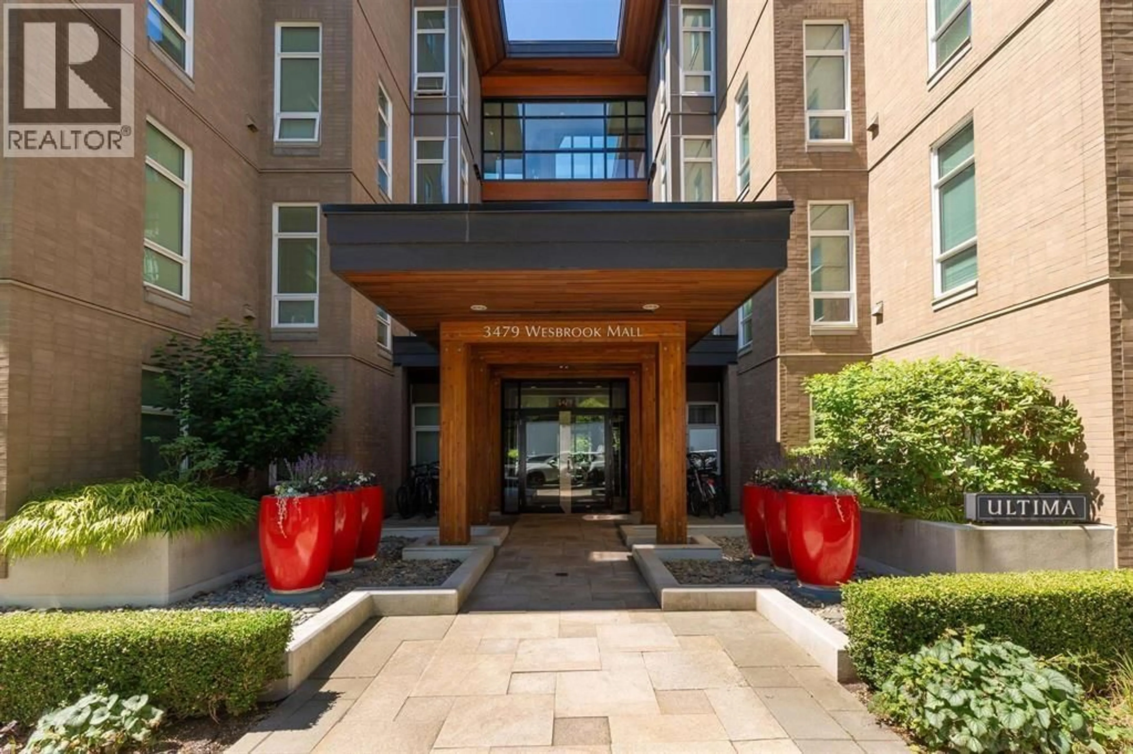 Indoor foyer for PH11 - 3479 WESBROOK MALL, Vancouver British Columbia V6S0B7