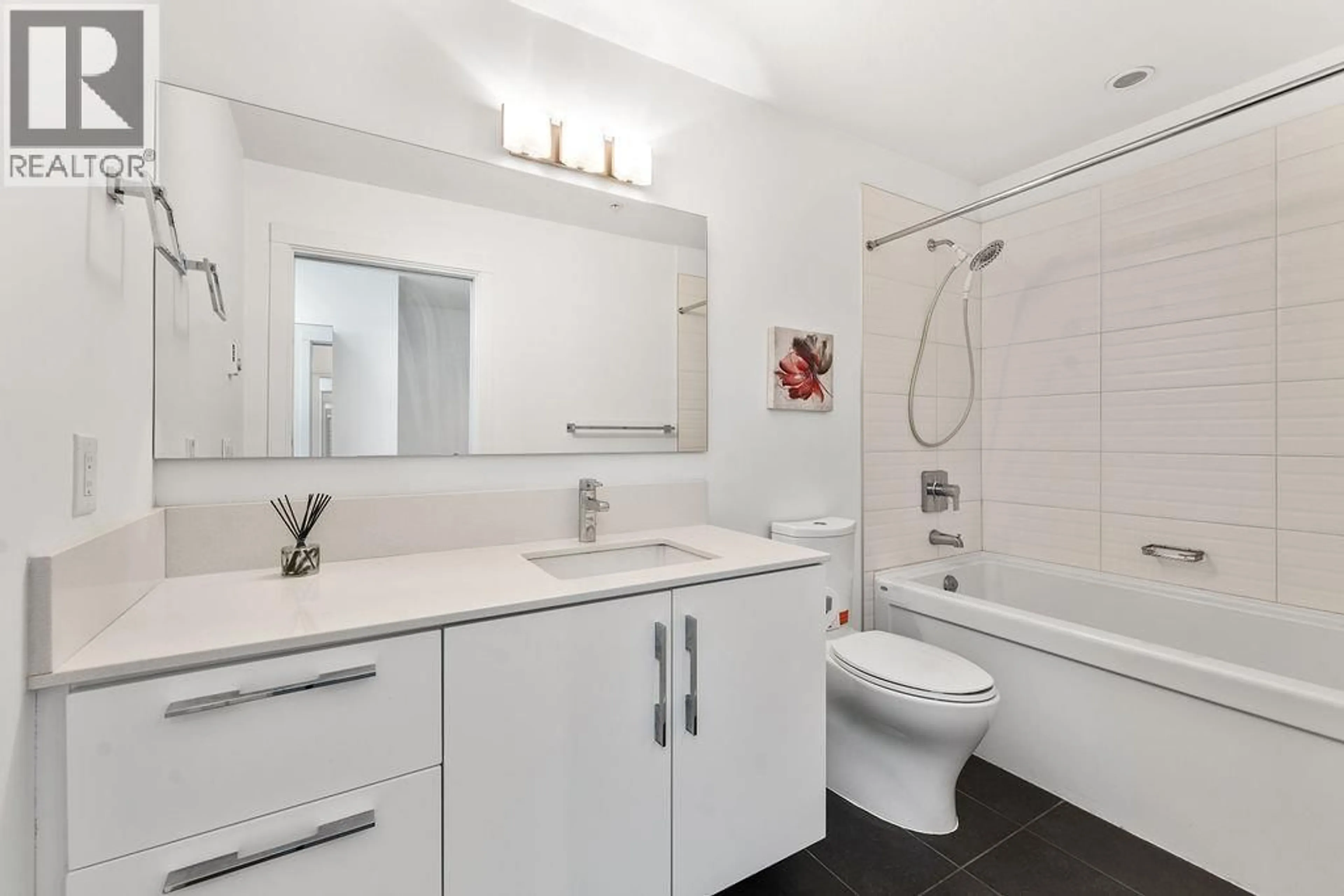 Standard bathroom, ceramic/tile floor for PH11 - 3479 WESBROOK MALL, Vancouver British Columbia V6S0B7