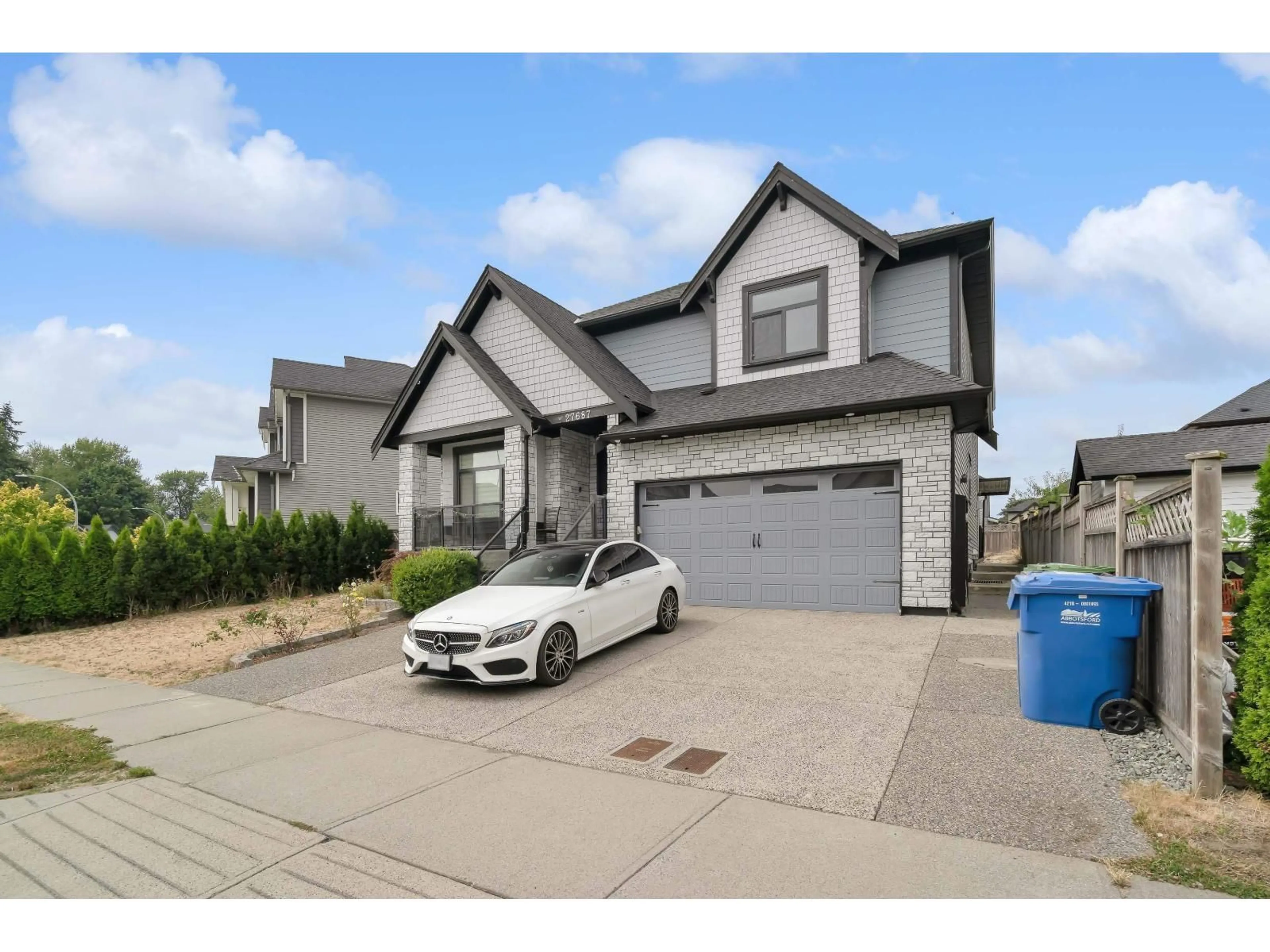 Home with vinyl exterior material, street for 27687 RAILCAR CRESCENT, Abbotsford British Columbia V4X0B8