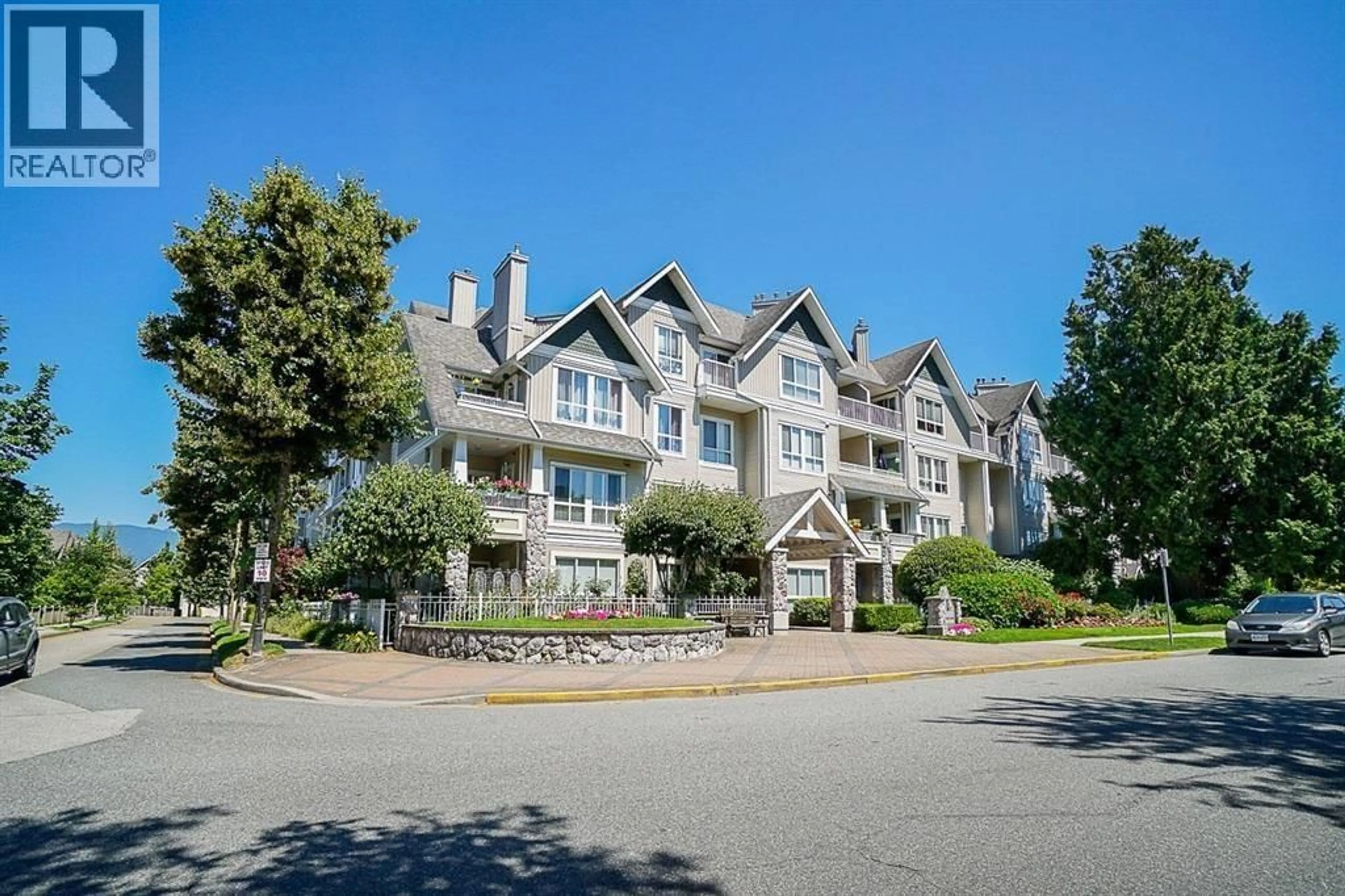 Unknown for 403 - 19091 MCMYN ROAD, Pitt Meadows British Columbia V3Y2S8