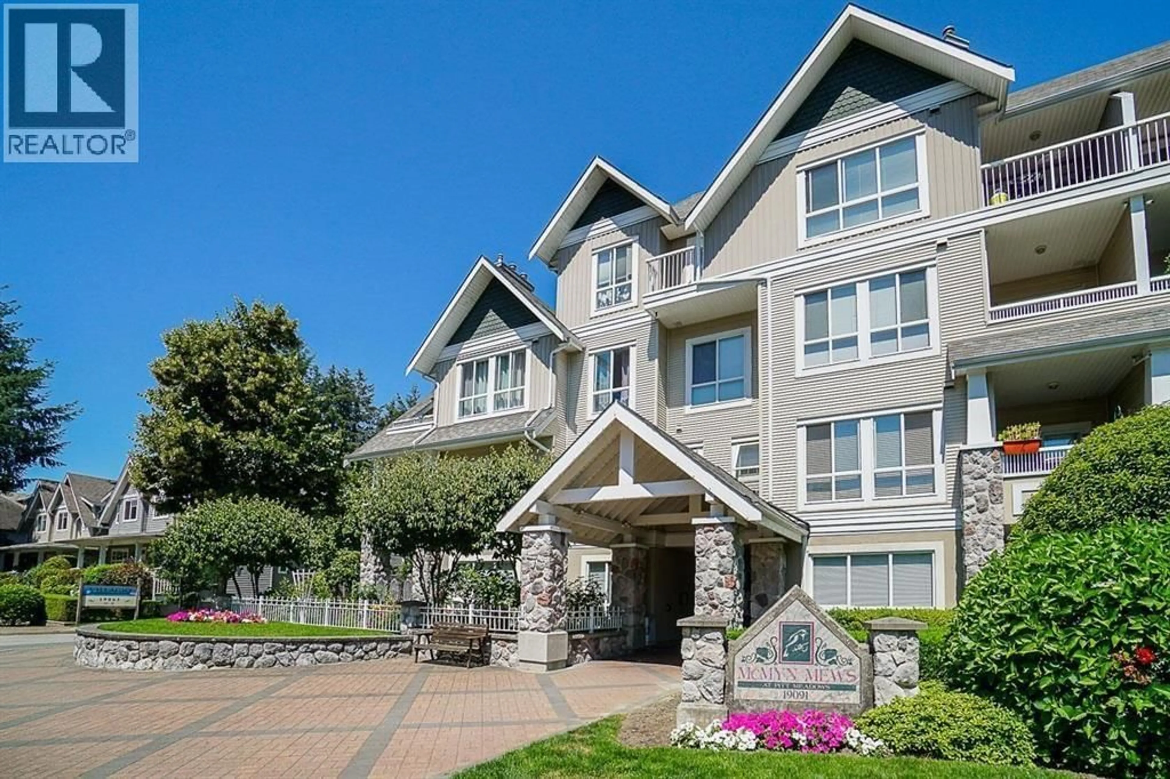 Unknown for 403 - 19091 MCMYN ROAD, Pitt Meadows British Columbia V3Y2S8