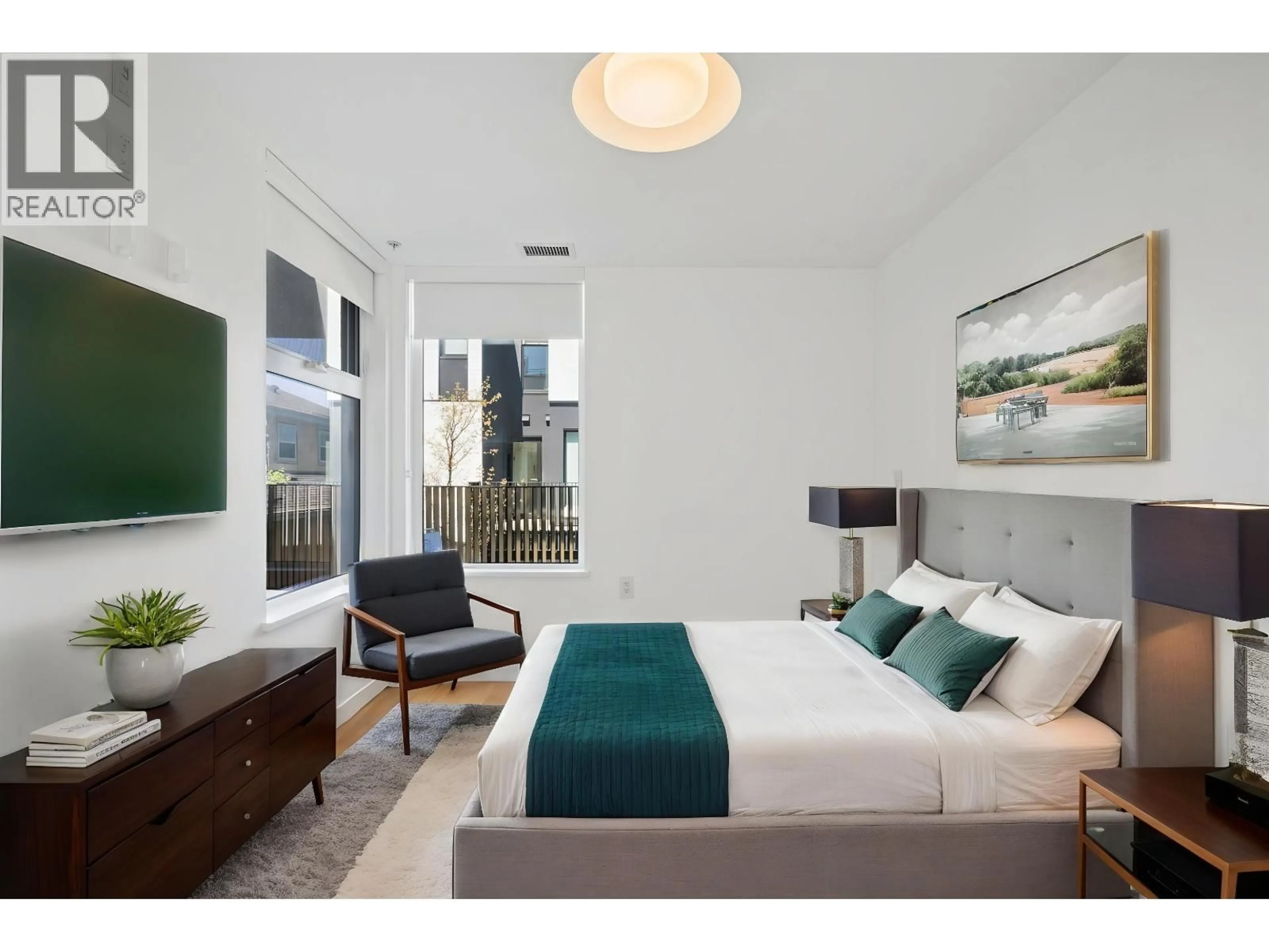 Bedroom with bed, unknown for 211 - 90 KING EDWARD AVENUE, Vancouver British Columbia V5Y0N6