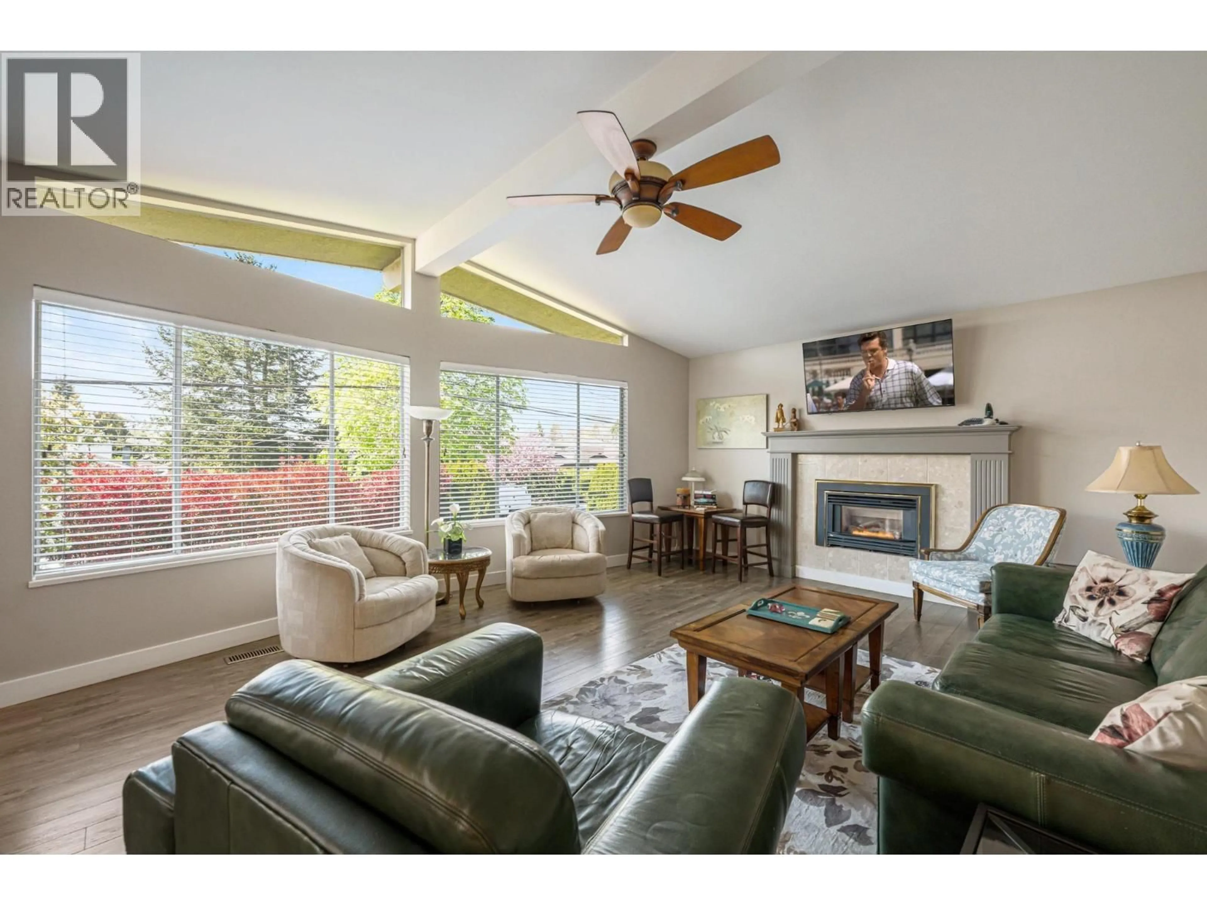 Living room with furniture, unknown for 4686 54A STREET, Ladner British Columbia V4K2Z8