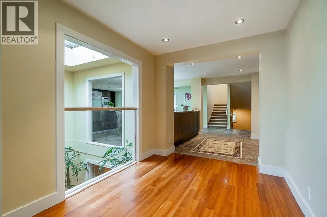 1542 CHARTWELL DRIVE, West Vancouver 3