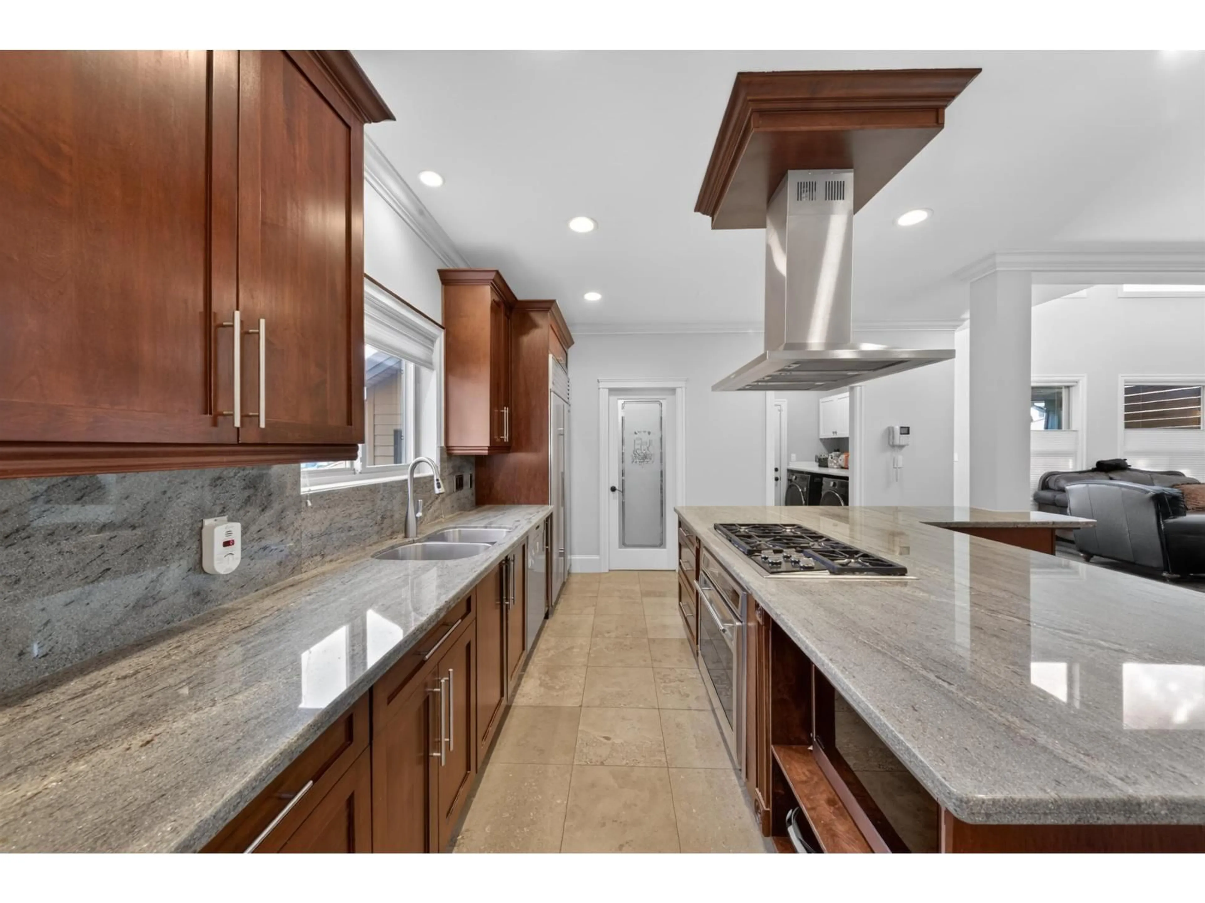 Open concept kitchen, ceramic/tile floor for 7257 197B STREET, Langley British Columbia V2Y3H7