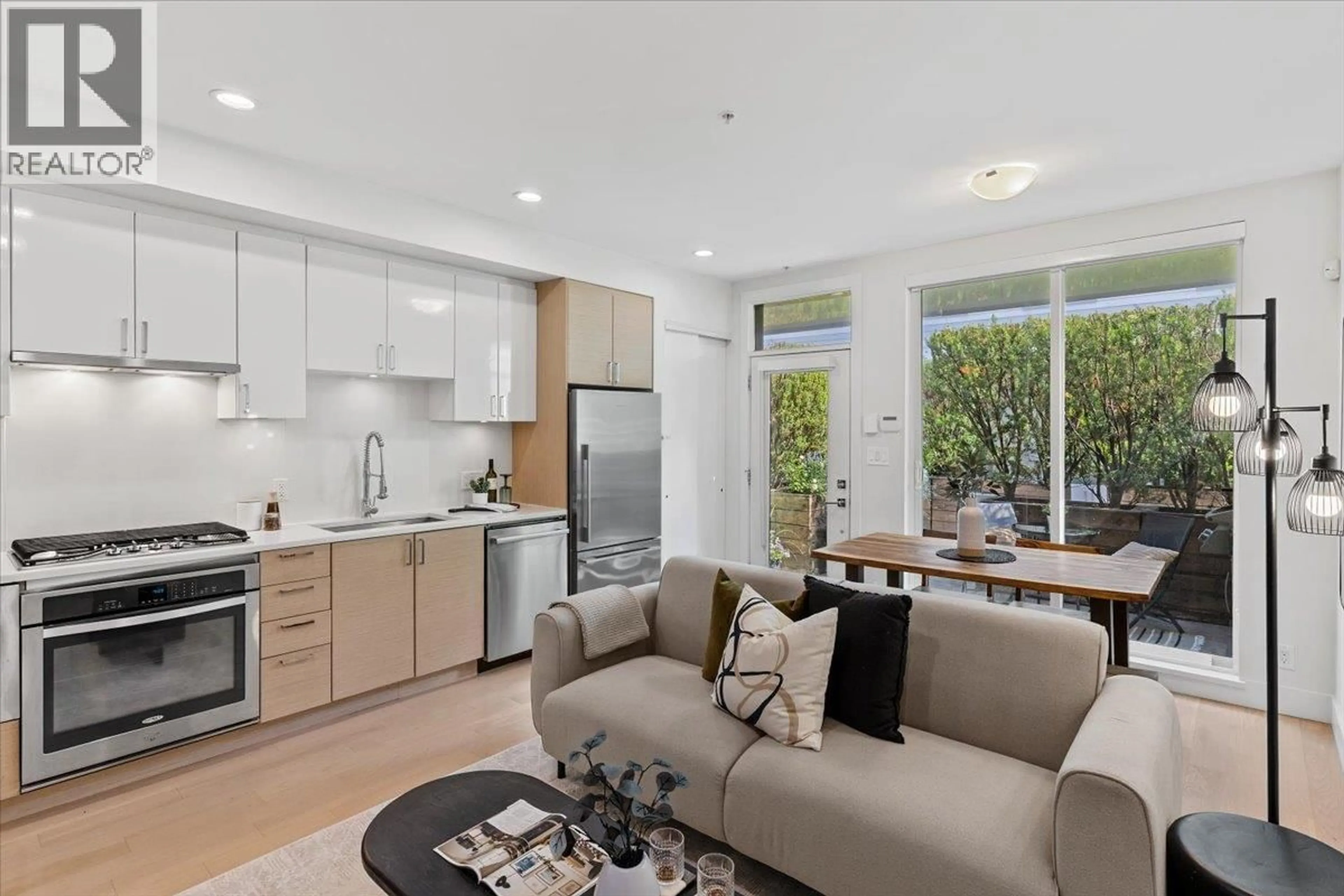 Open concept kitchen, unknown for 5 - 1415 1ST AVENUE, Vancouver British Columbia V5N1A4