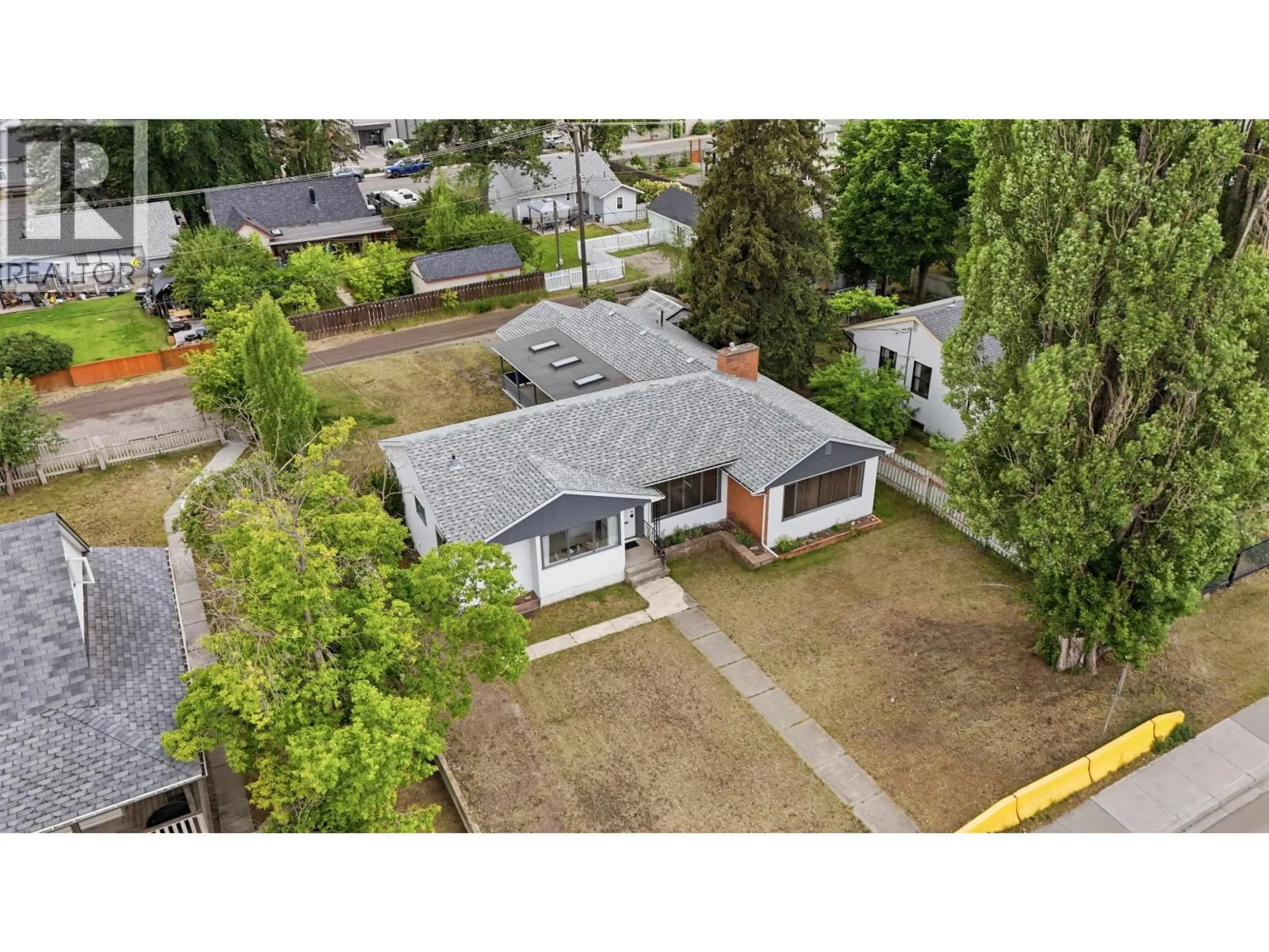 A pic from outside/outdoor area/front of a property/back of a property/a pic from drone, street for 239 FIFTH AVENUE, Williams Lake British Columbia V2G2E9