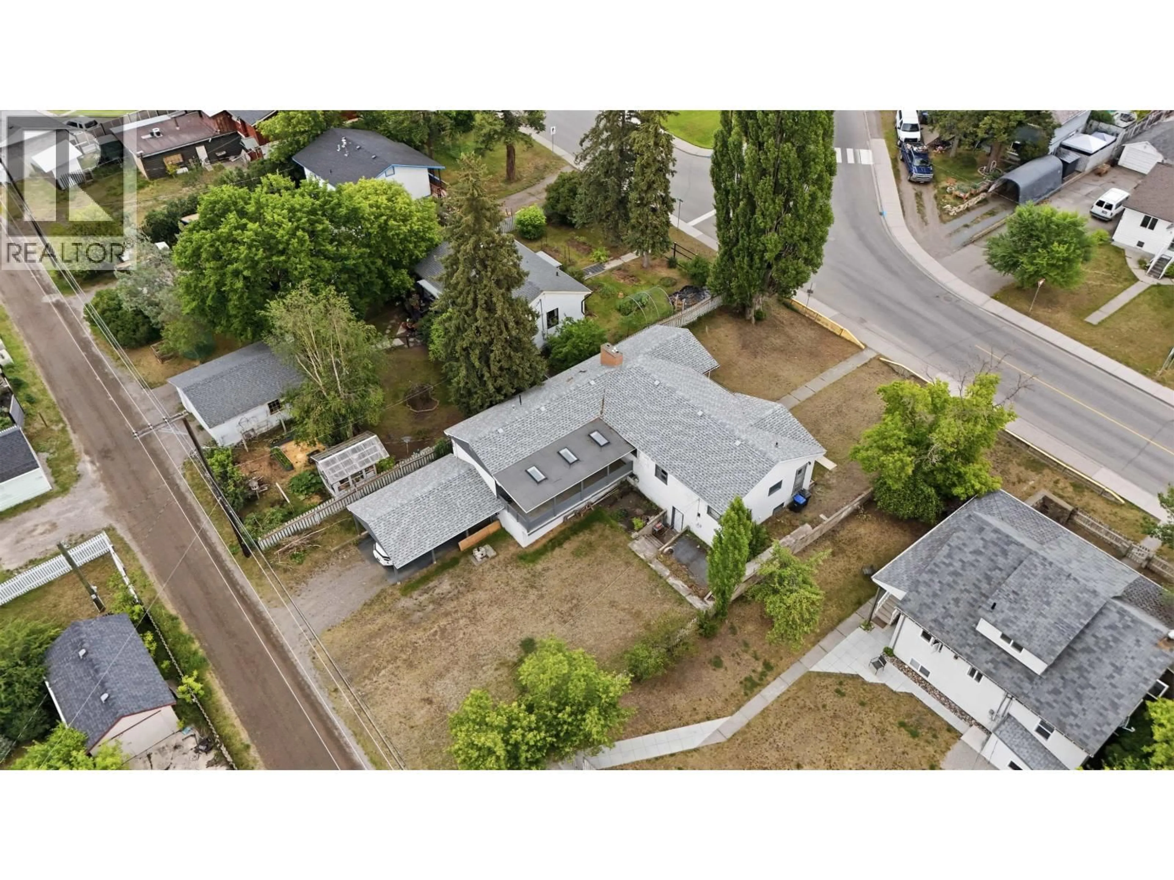 A pic from outside/outdoor area/front of a property/back of a property/a pic from drone, street for 239 FIFTH AVENUE, Williams Lake British Columbia V2G2E9