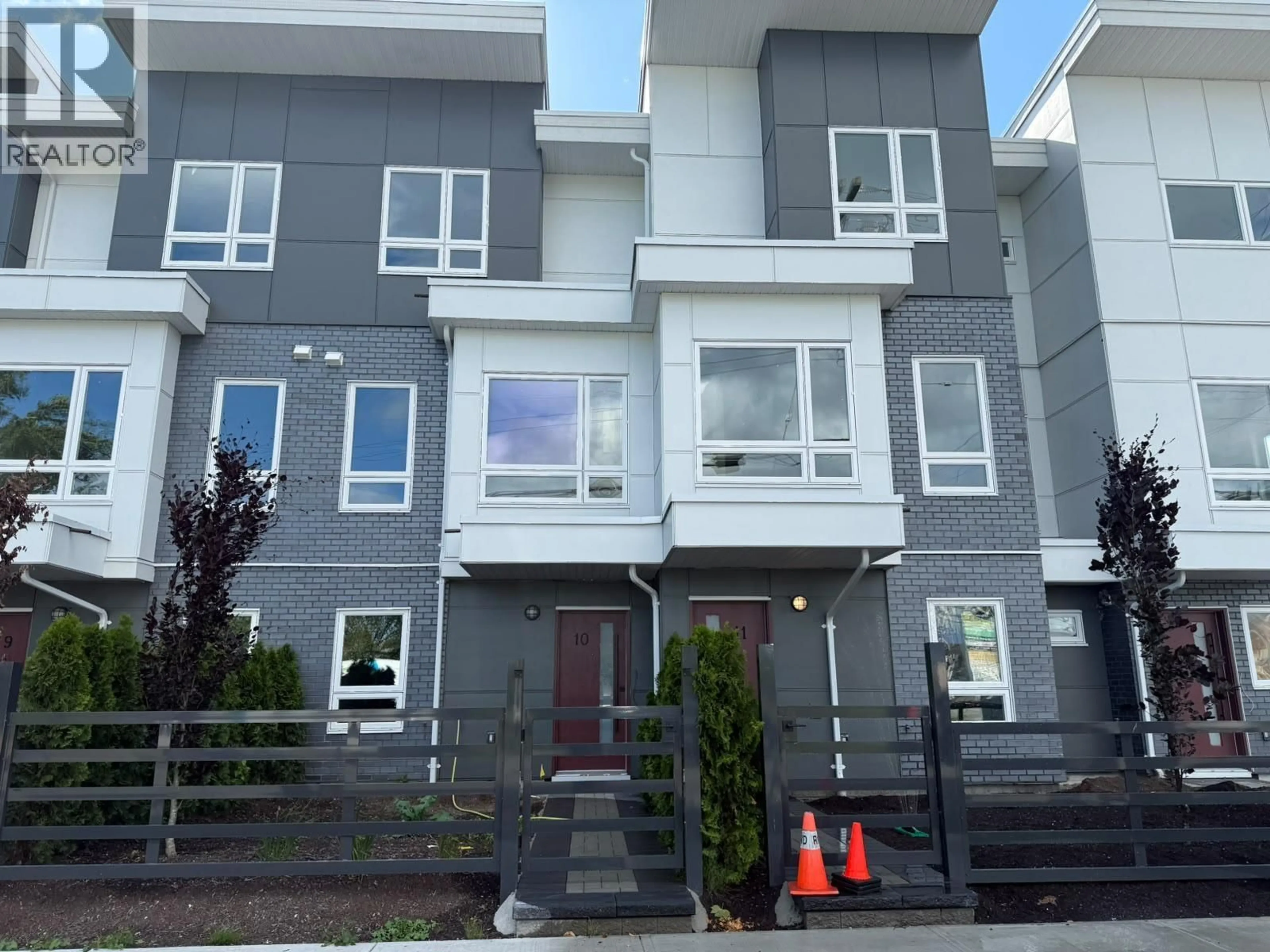 Home with vinyl exterior material, unknown for 4 - 3033 SHELL ROAD, Richmond British Columbia V6X0B8