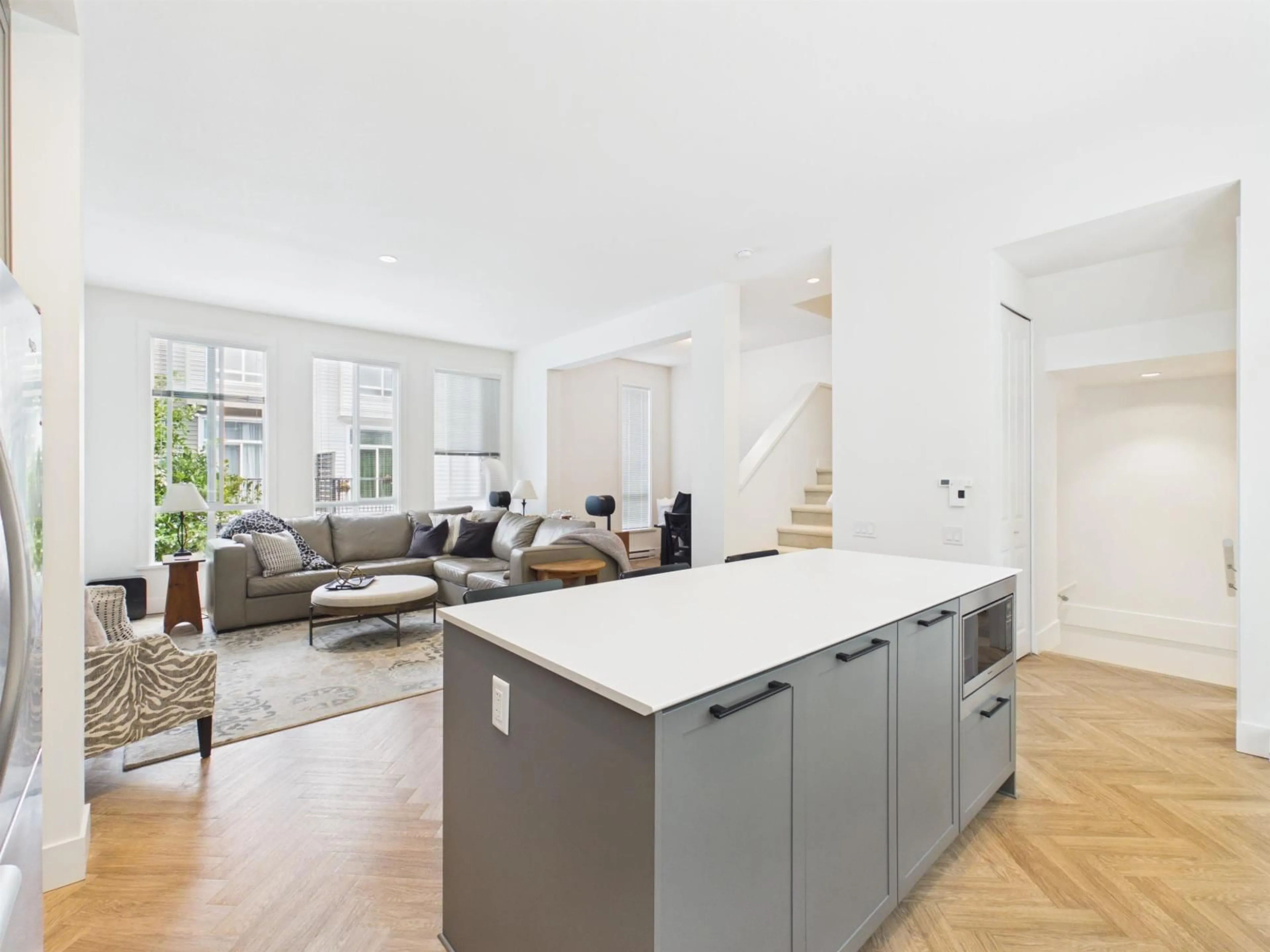 Open concept kitchen, unknown for 70 - 15898 27 AVENUE, Surrey British Columbia V3Z0T2