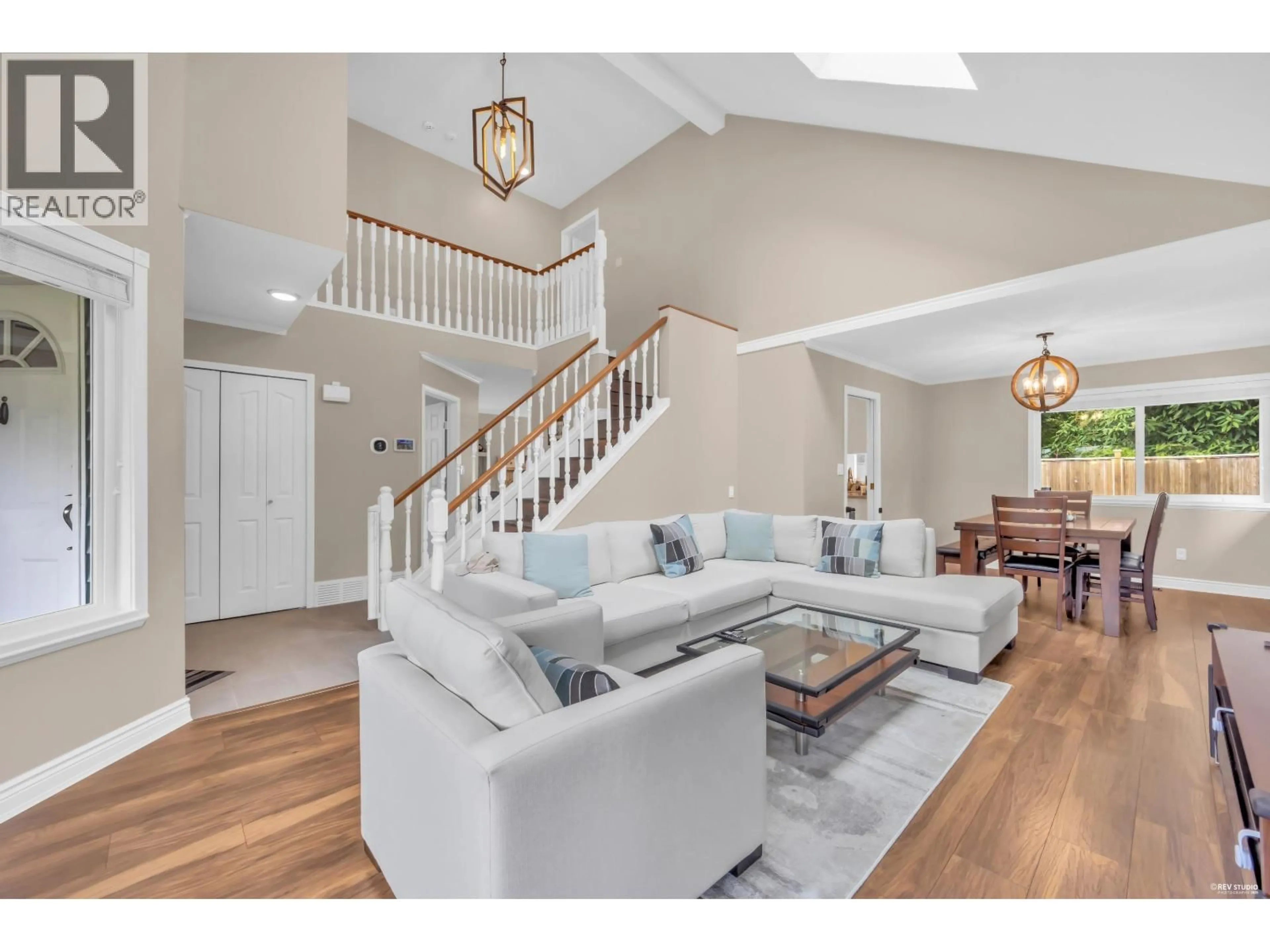 Living room with furniture, unknown for 1318 MCLELLAN DRIVE, Coquitlam British Columbia V3E2K3