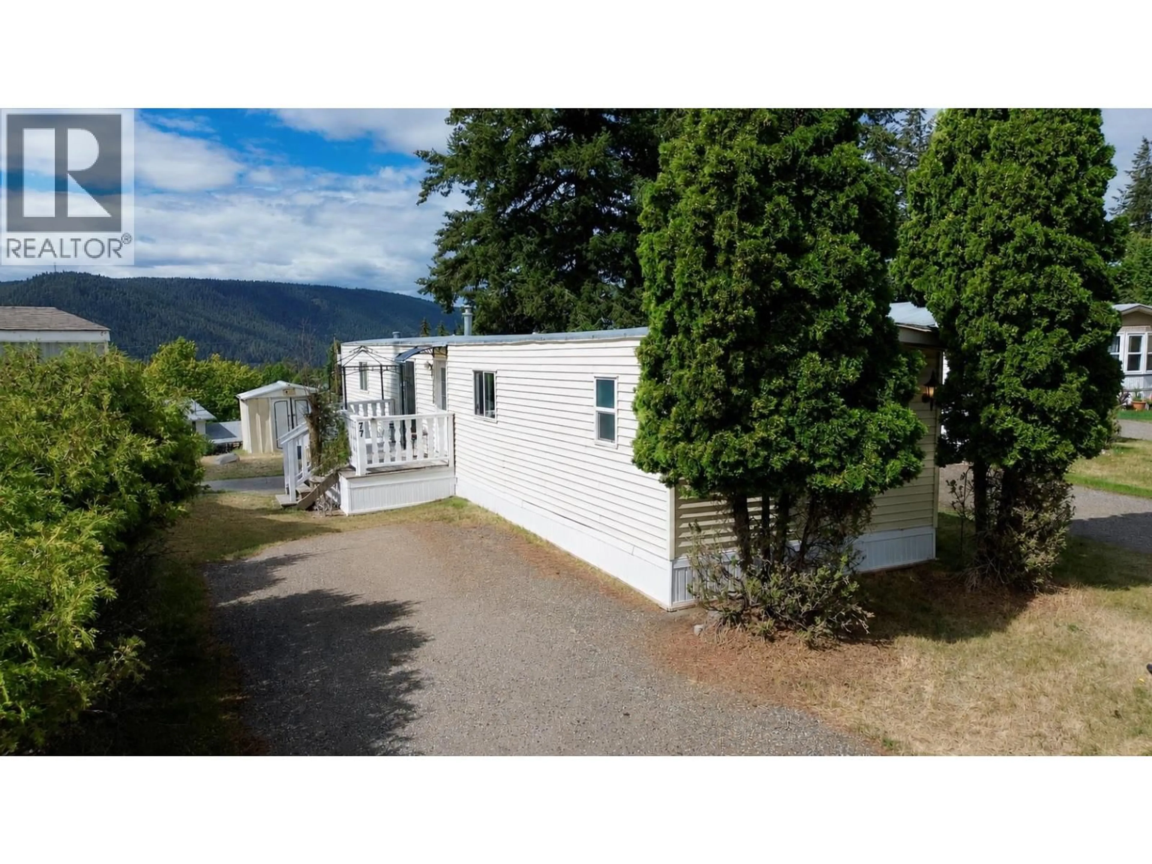 A pic from outside/outdoor area/front of a property/back of a property/a pic from drone, mountain view for 77 - 770 11TH AVENUE, Williams Lake British Columbia V2G2M4