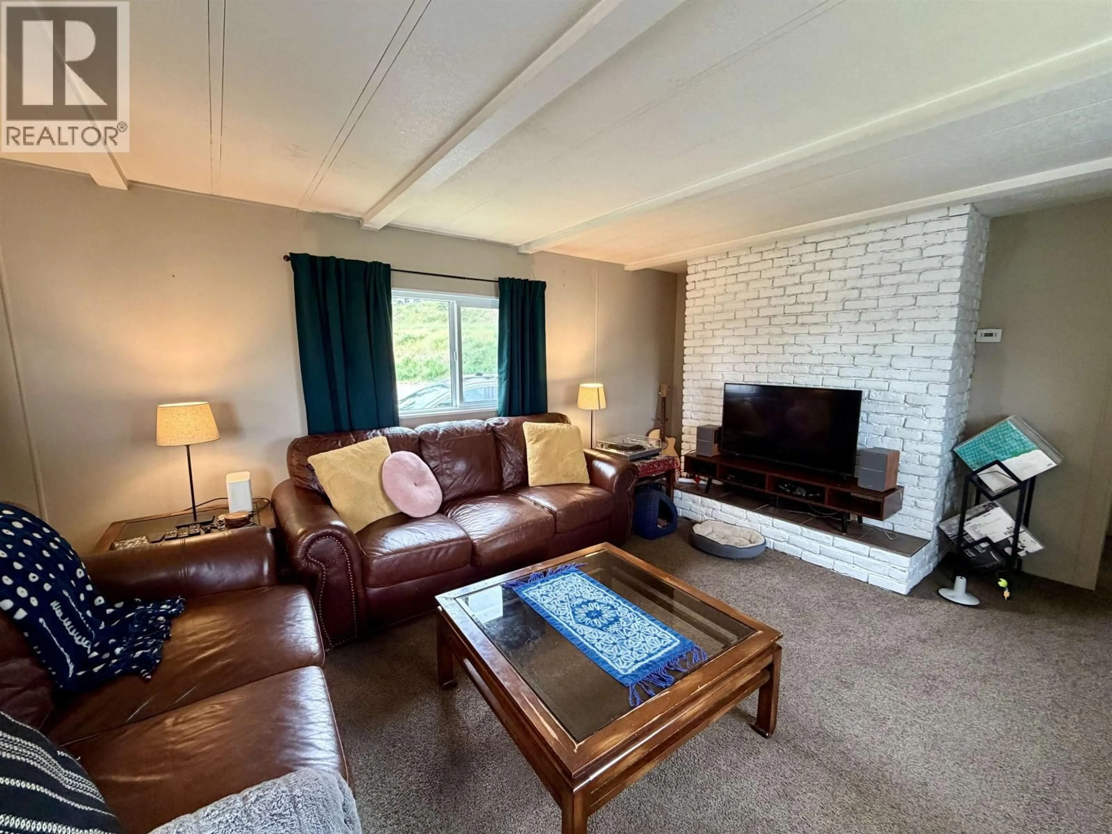 Living room with furniture, unknown for 77 - 770 11TH AVENUE, Williams Lake British Columbia V2G2M4