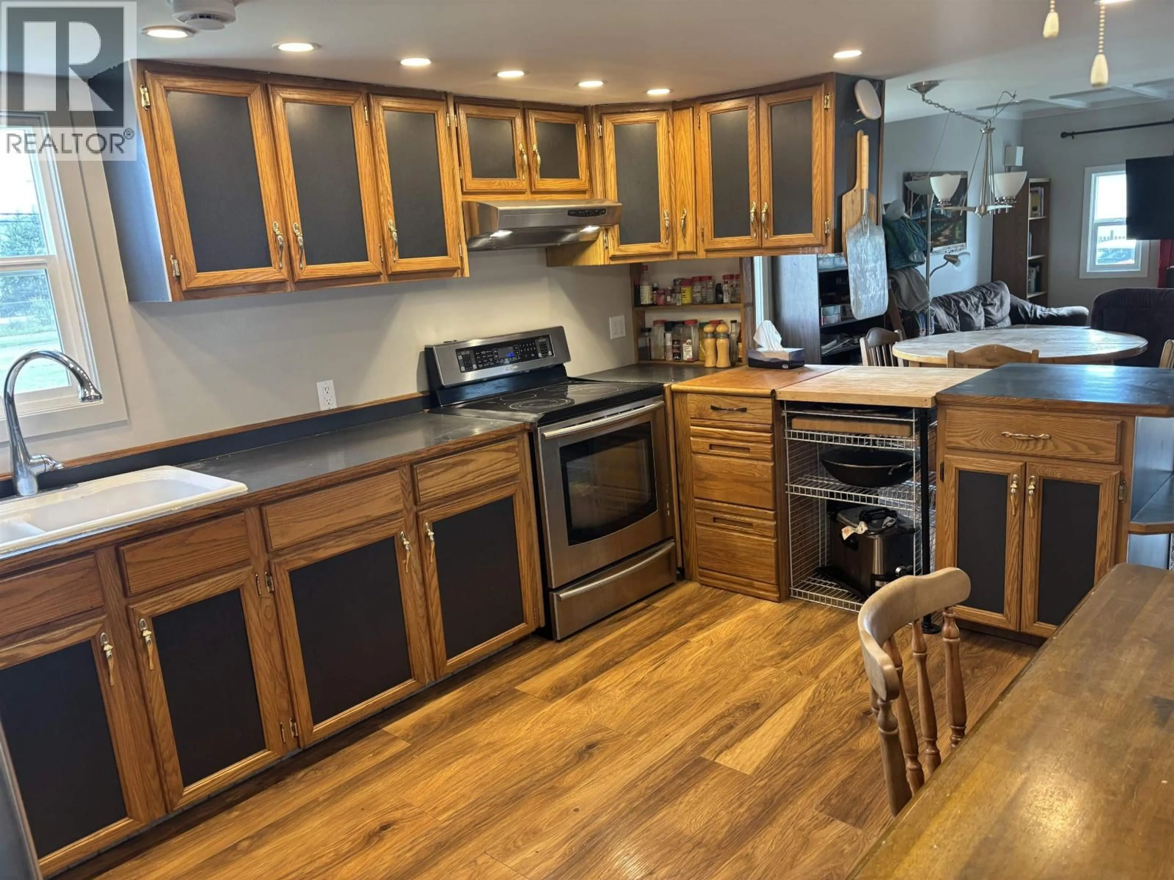 Standard kitchen, wood/laminate floor for 69 - 5130 NORTH NECHAKO ROAD, Prince George British Columbia V2K4W3