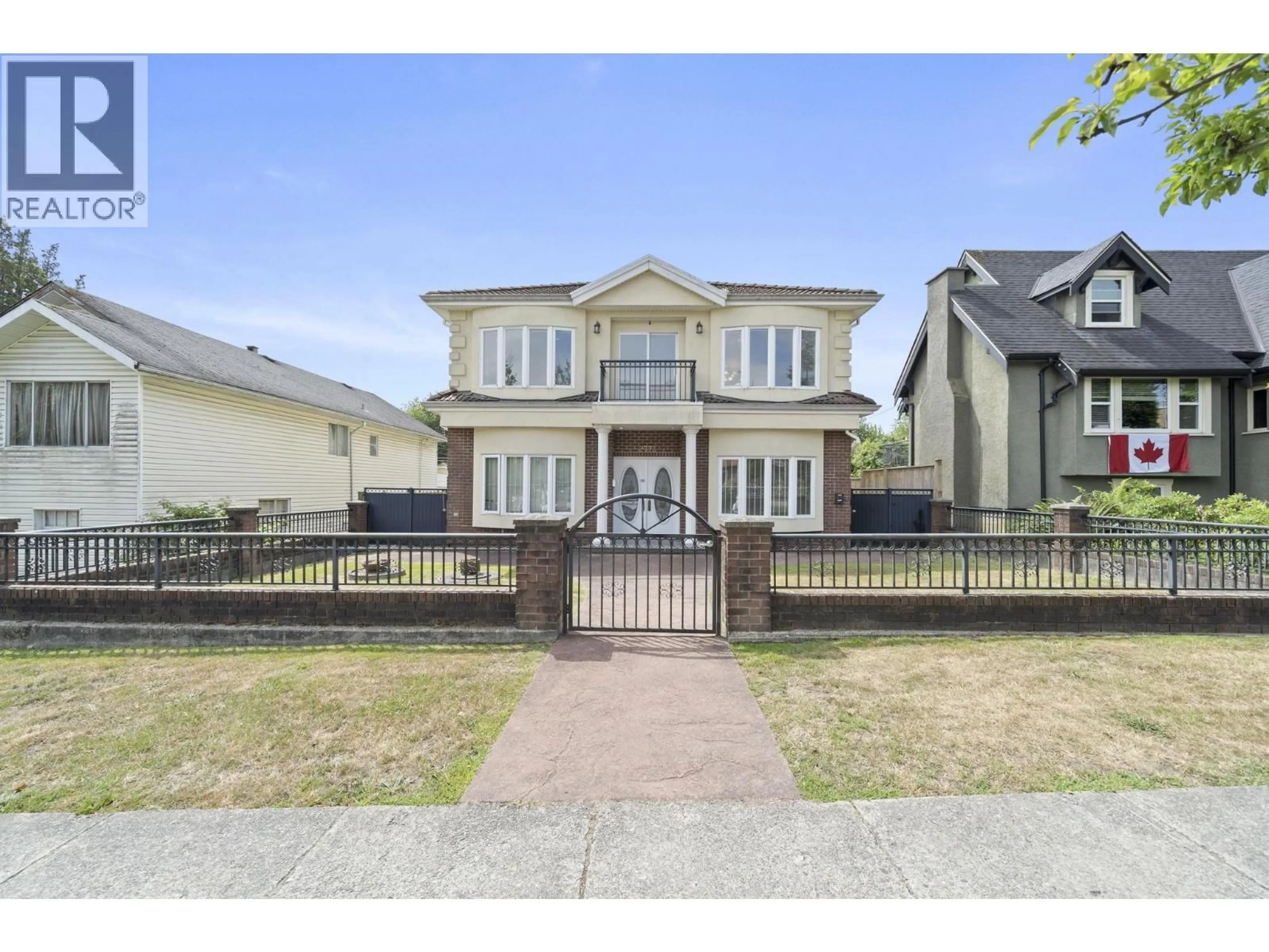 Unknown for 2772 TRIUMPH STREET, Vancouver British Columbia V5K1T2