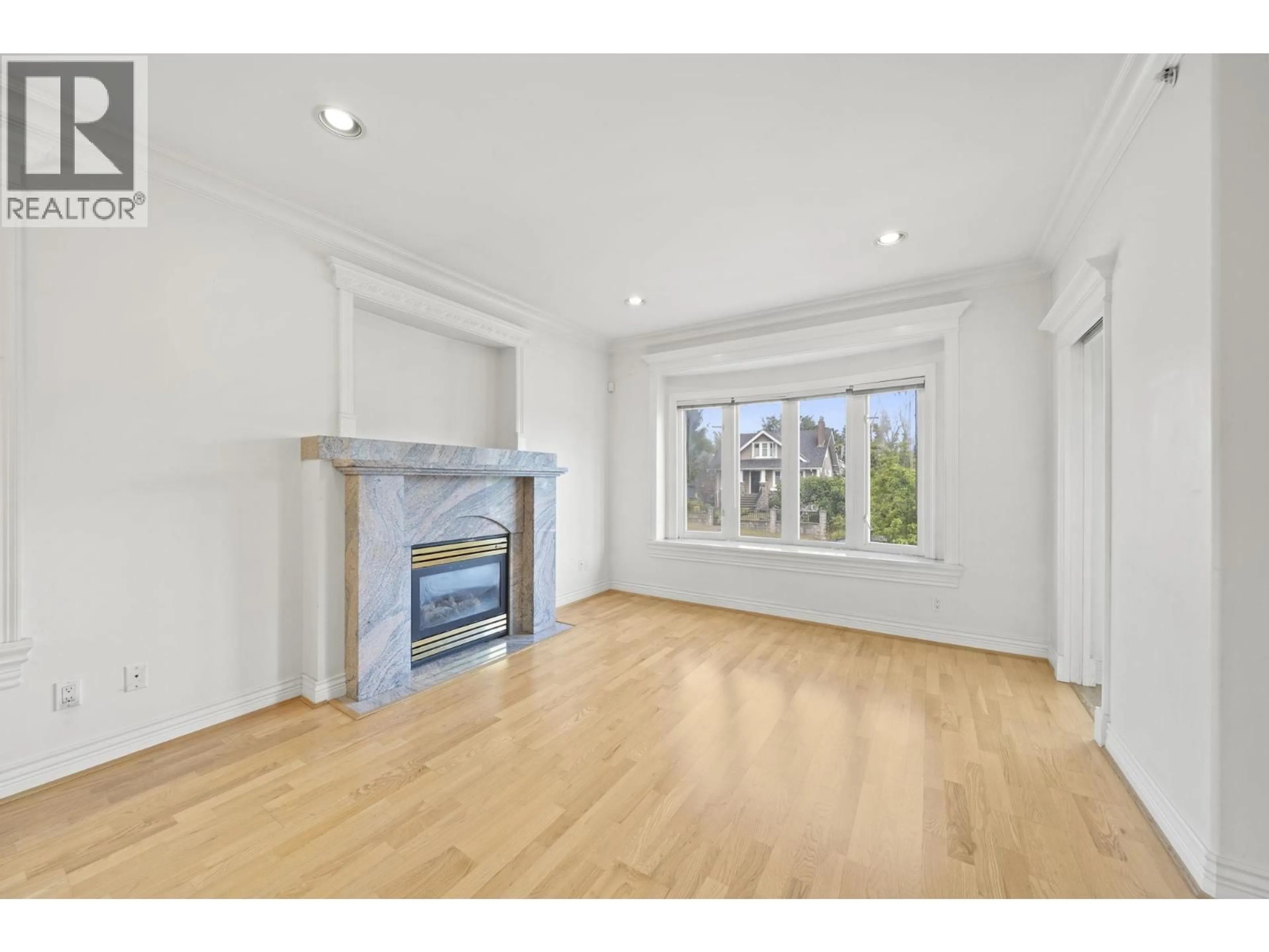 A pic of a room for 2772 TRIUMPH STREET, Vancouver British Columbia V5K1T2