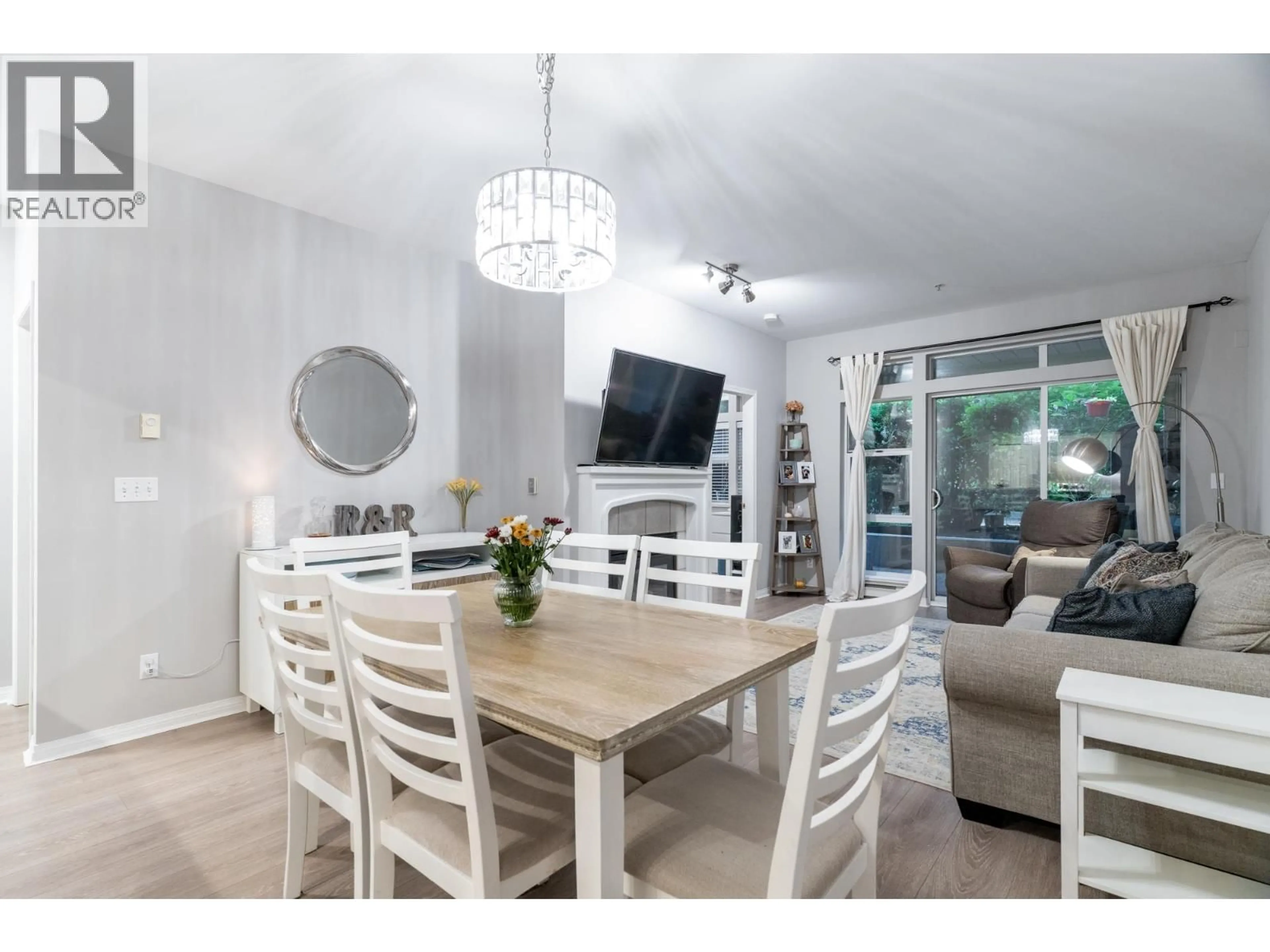 Dining room, wood/laminate floor for 109 - 301 MAUDE ROAD, Port Moody British Columbia V3H5B1