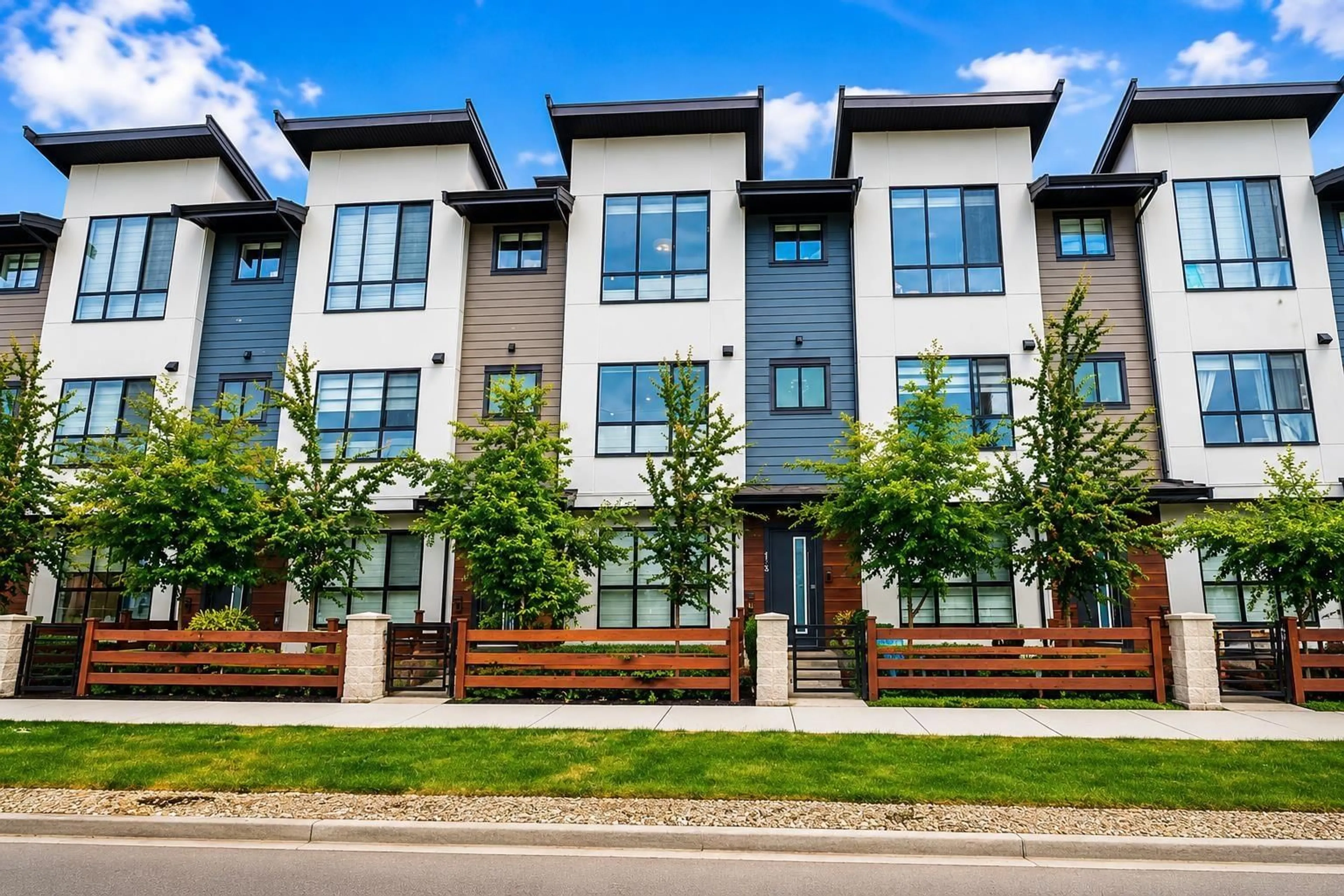 Unknown for 13 - 7177 194A STREET, Surrey British Columbia V4N6V6