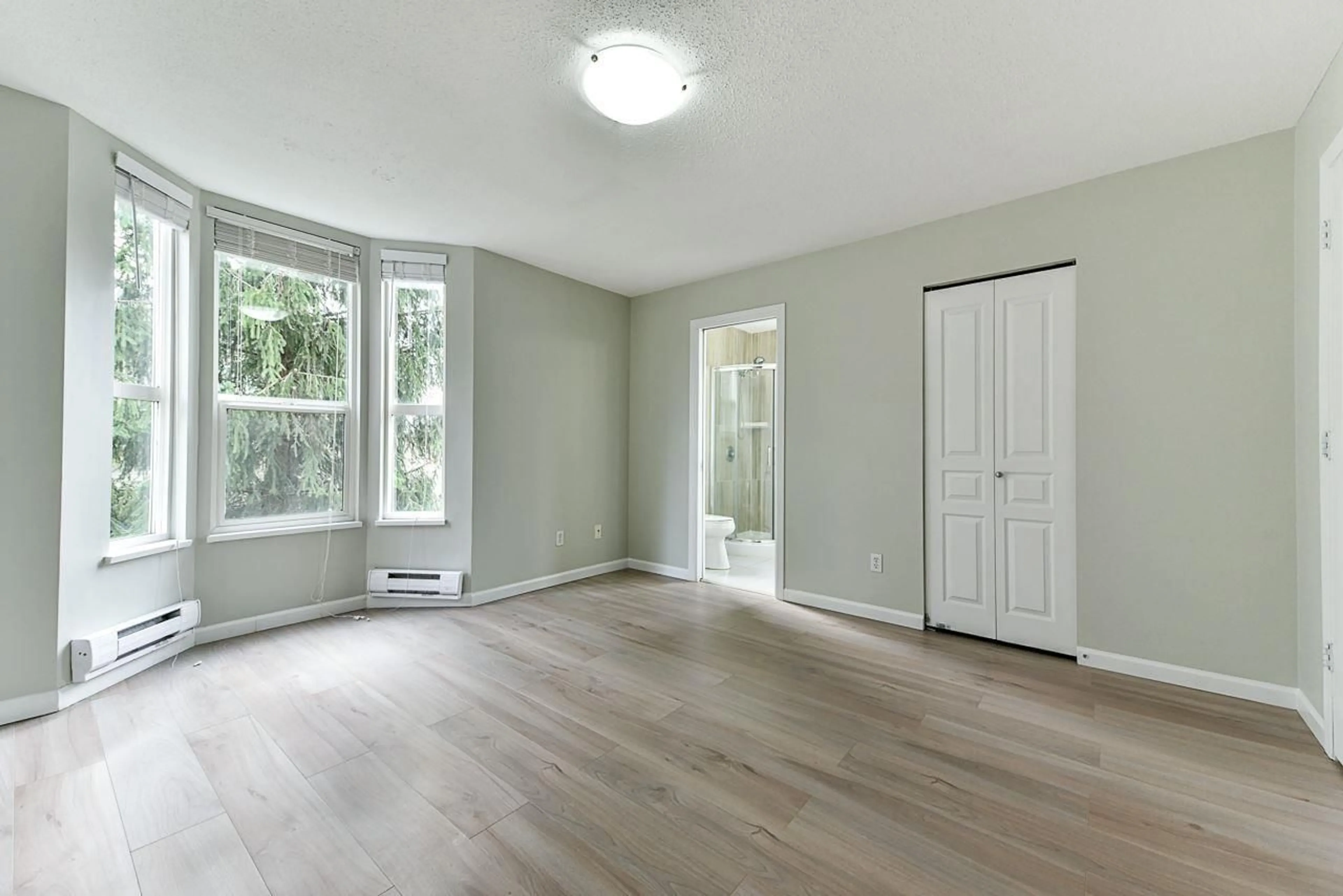 A pic of a room for 23 - 9559 130A STREET, Surrey British Columbia V3V5N9