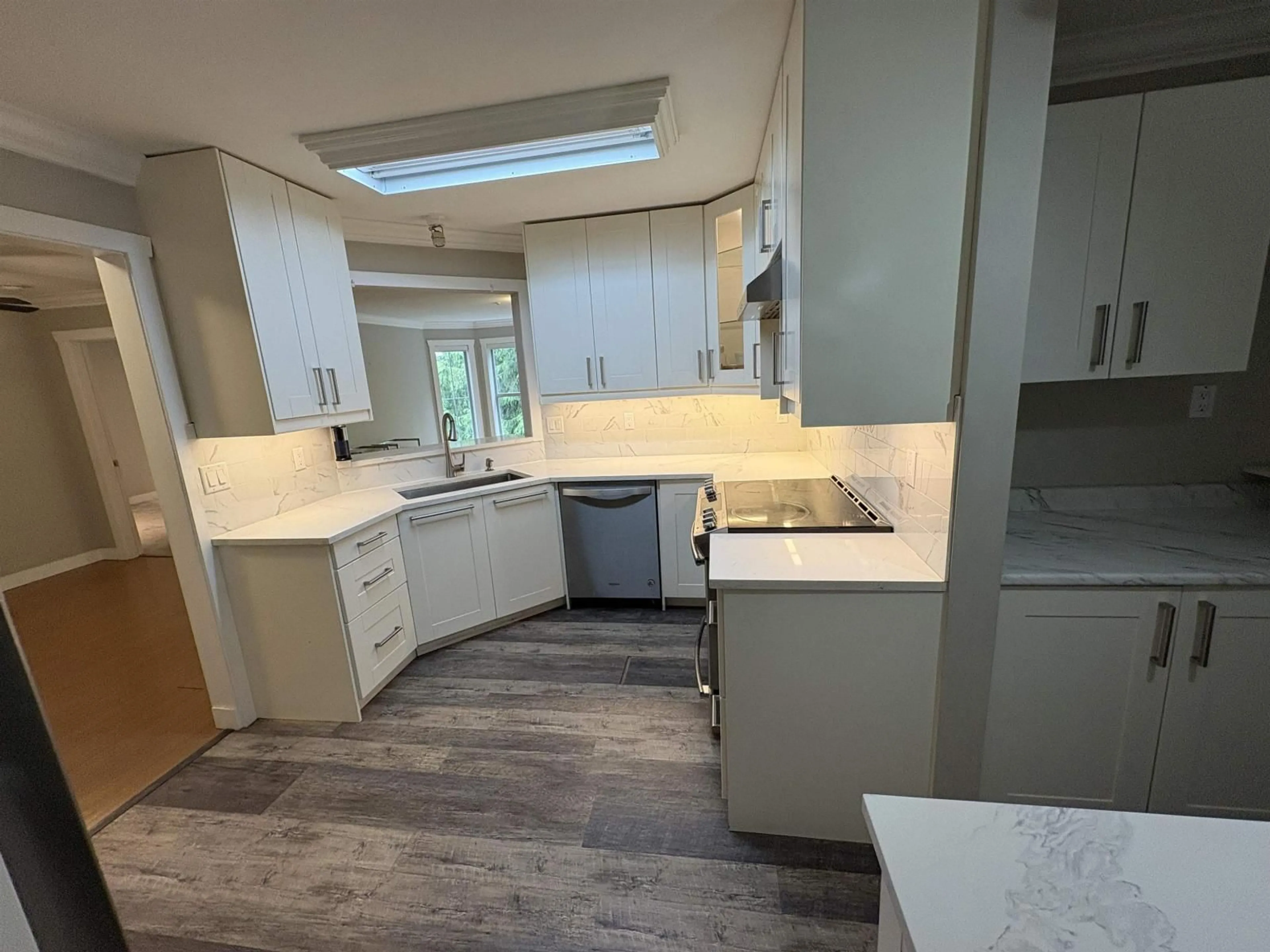 Open concept kitchen, unknown for 310 - 7435 121A STREET, Surrey British Columbia V3W0W8