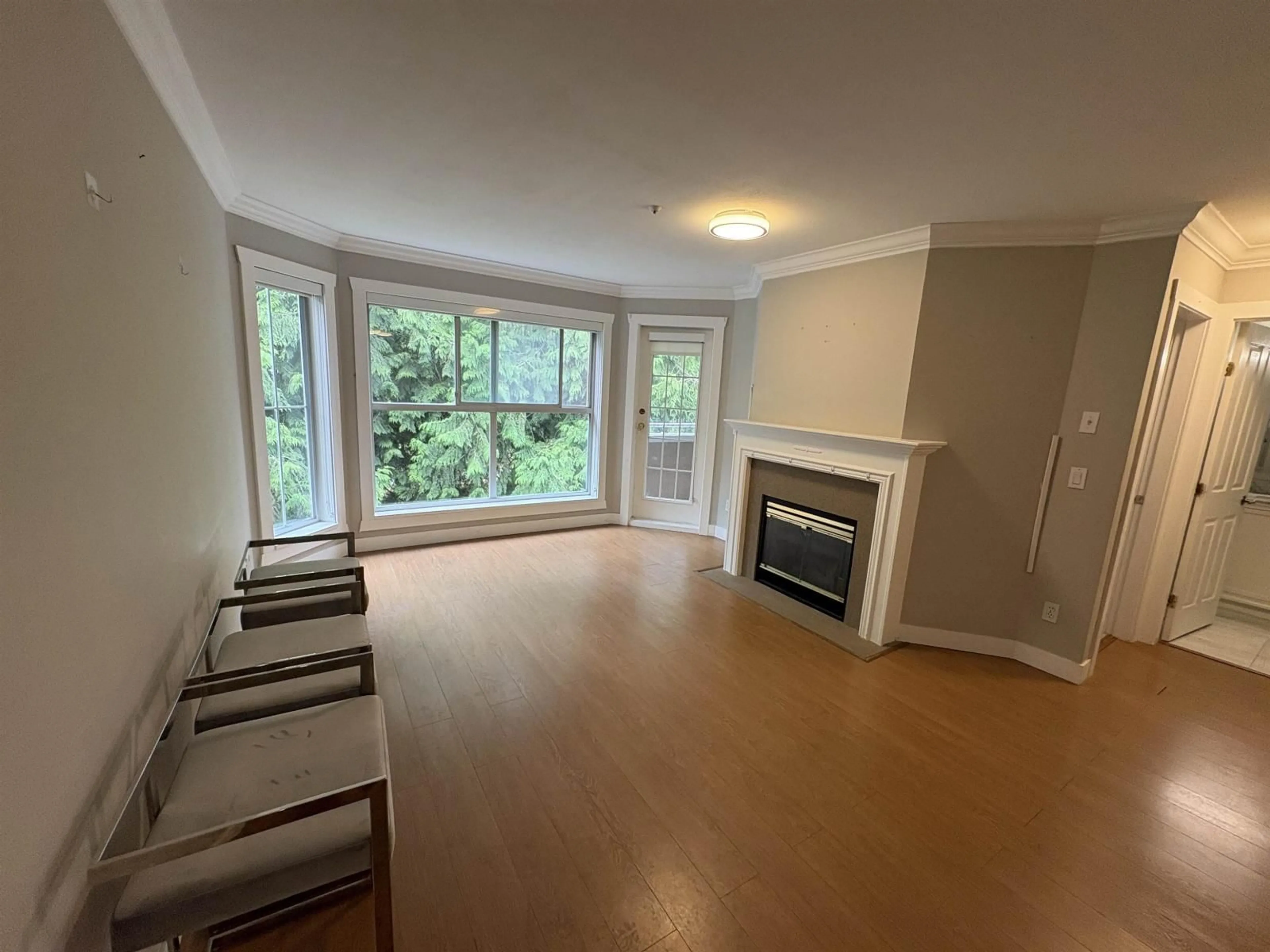 A pic of a room for 310 - 7435 121A STREET, Surrey British Columbia V3W0W8