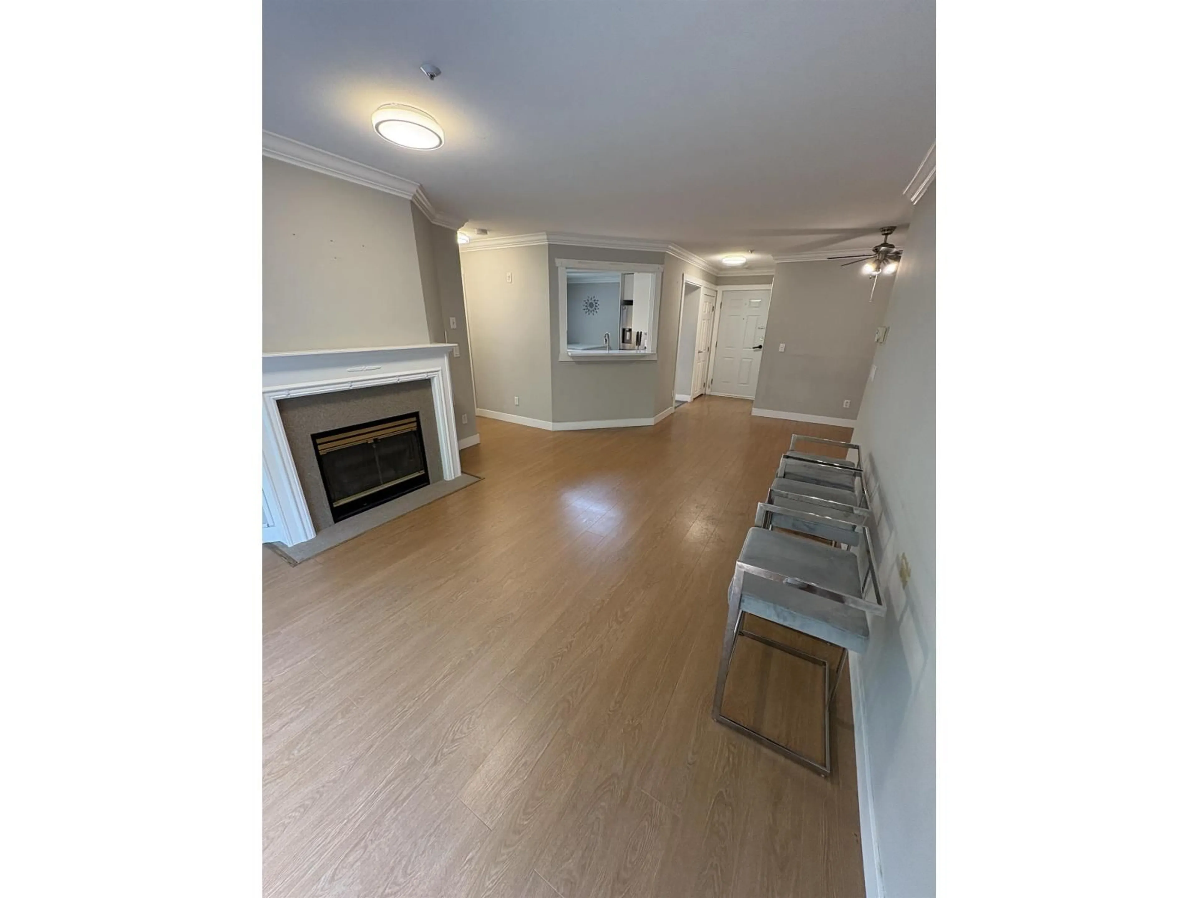 A pic of a room for 310 - 7435 121A STREET, Surrey British Columbia V3W0W8
