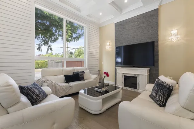 1580 CHESTNUT STREET, Surrey 2
