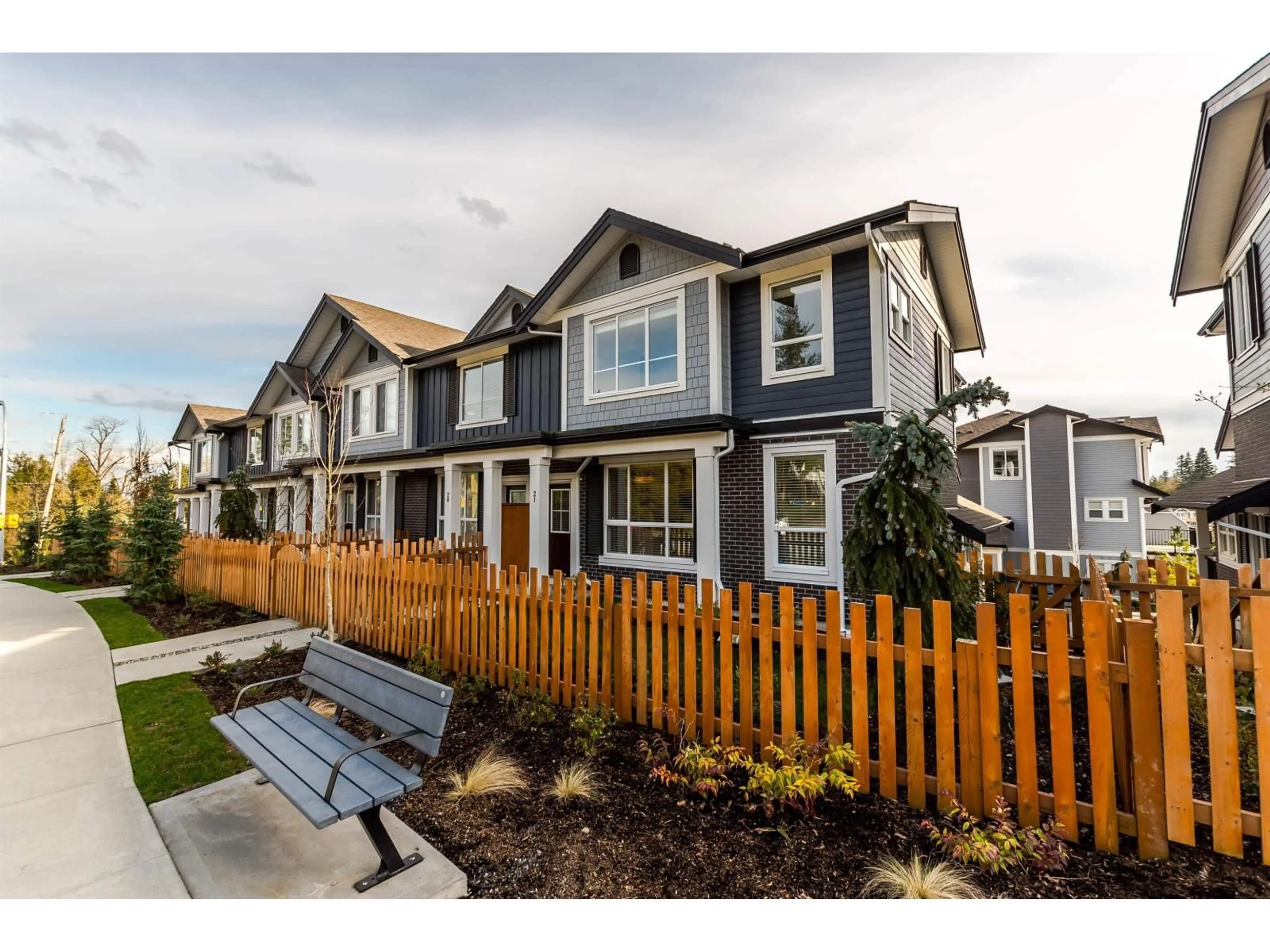 Home with vinyl exterior material, street for 21 - 7157 210 STREET, Langley British Columbia V2Y0T3