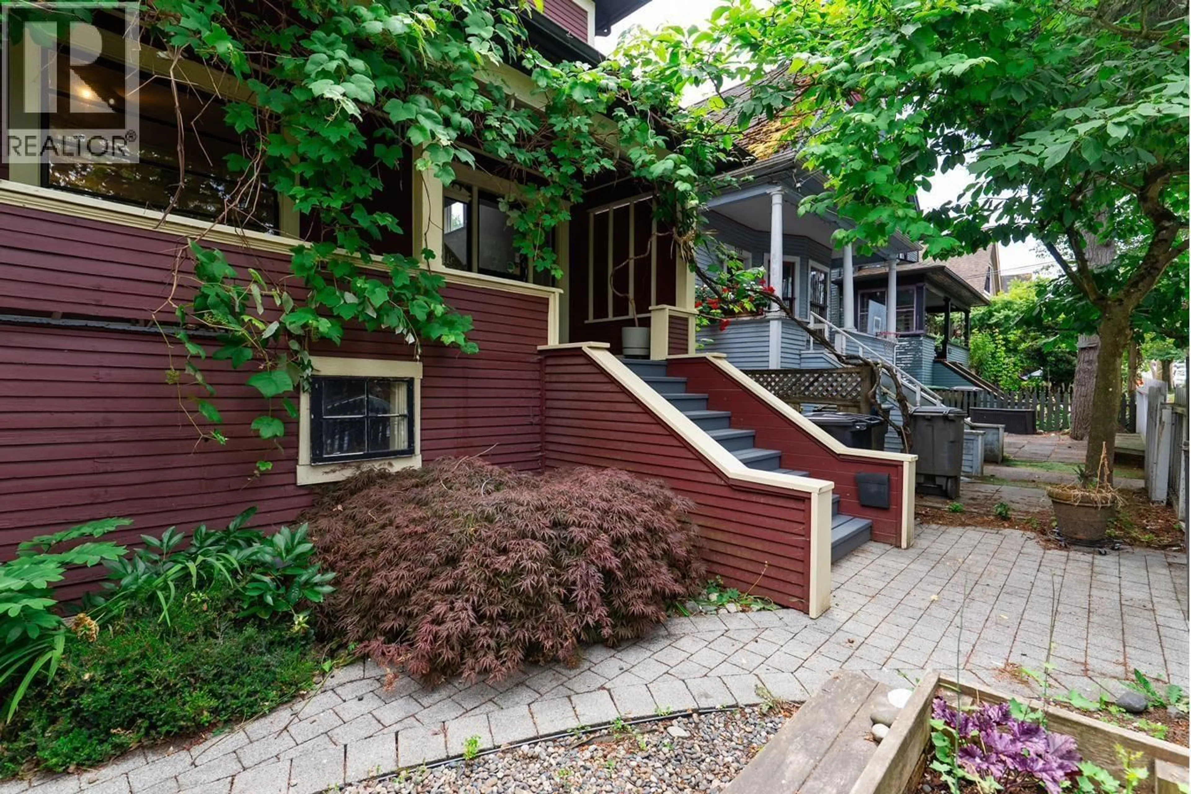 Patio, street for 2110 ALBERTA STREET, Vancouver British Columbia V5Y3K3