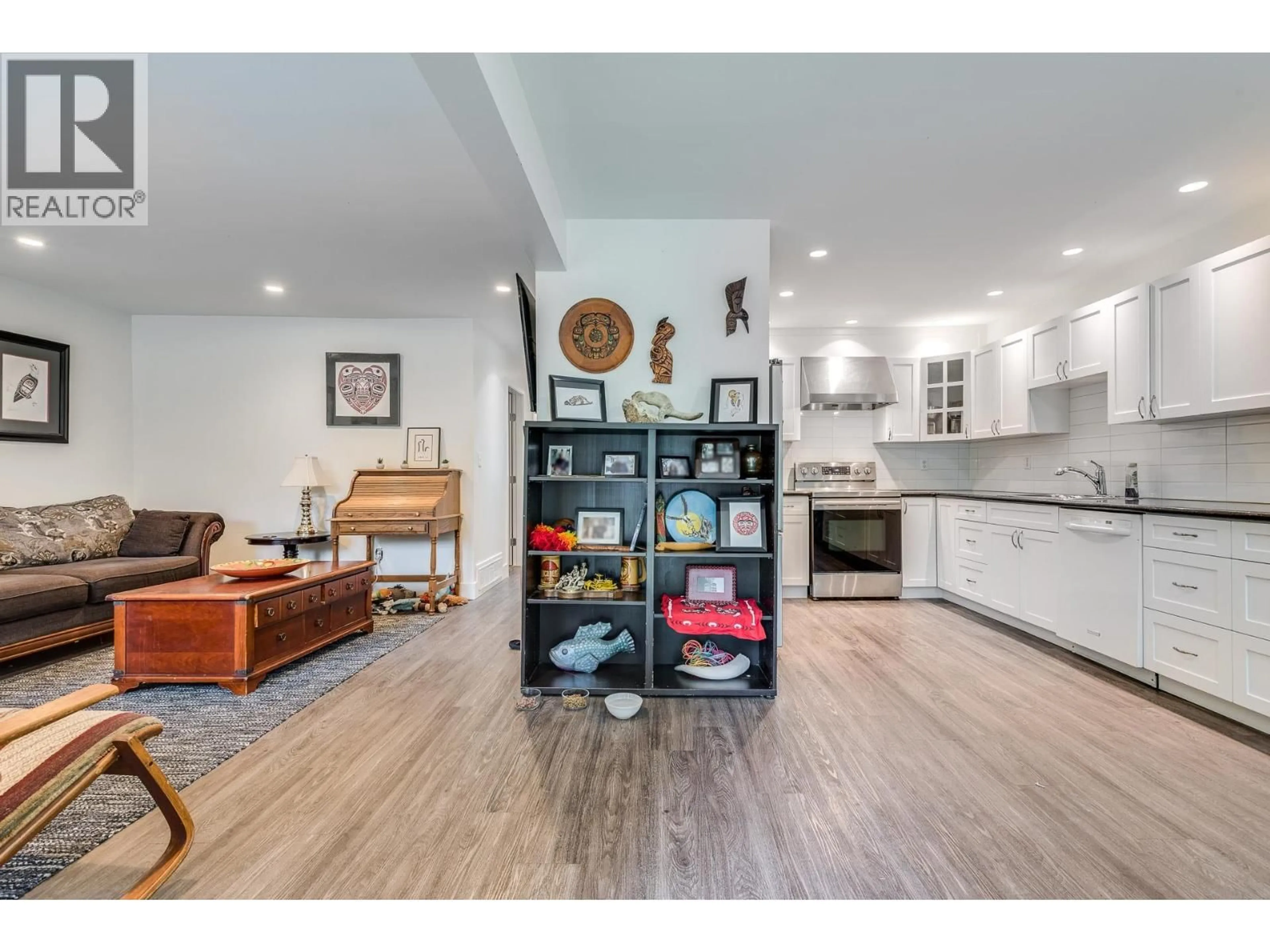 Open concept kitchen, unknown for 2031 MANNING AVENUE, Port Coquitlam British Columbia V3B1L5