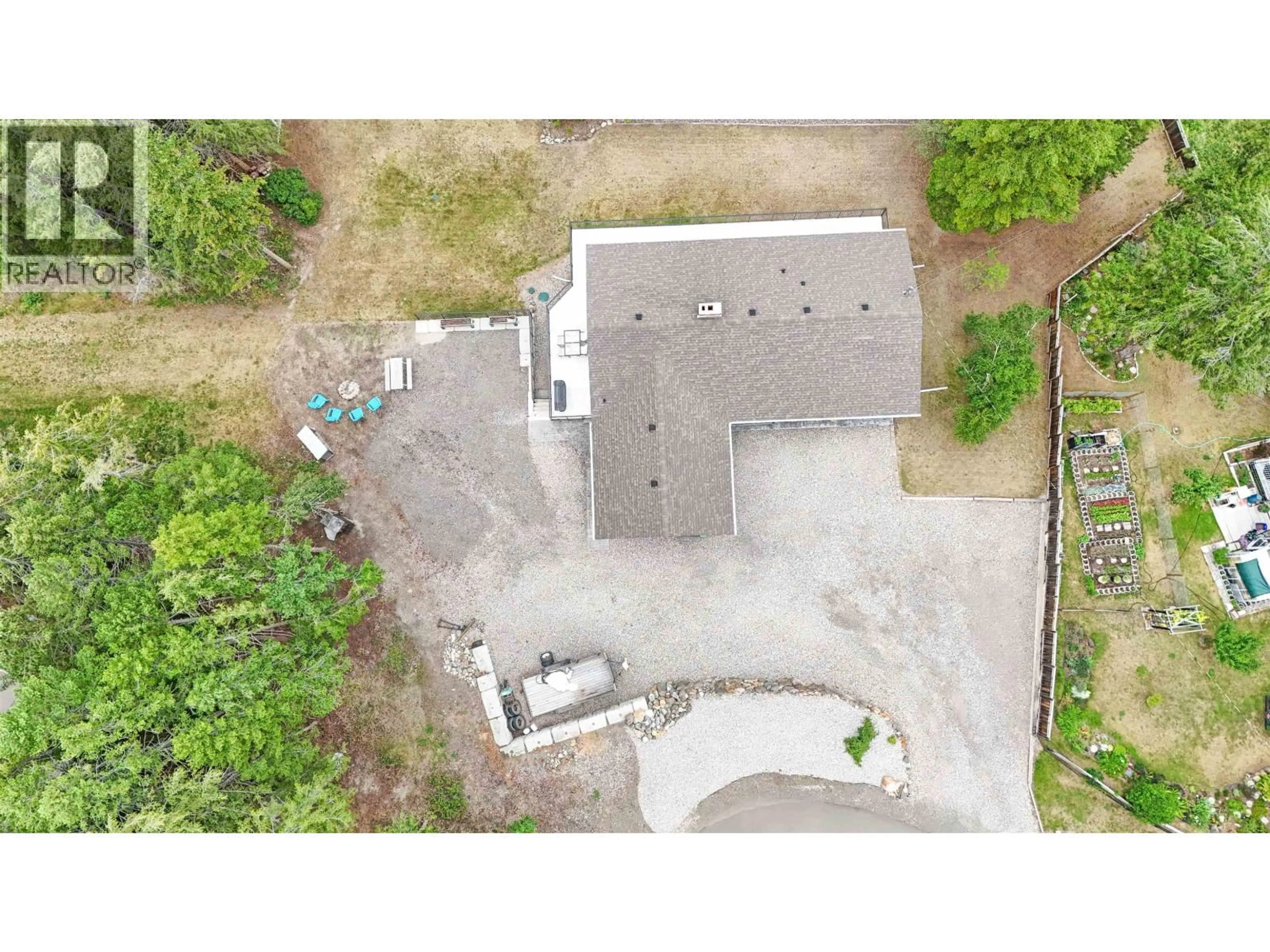 A pic from outside/outdoor area/front of a property/back of a property/a pic from drone, building for 2112 AQUA VIEW PLACE, Williams Lake British Columbia V2G5G2