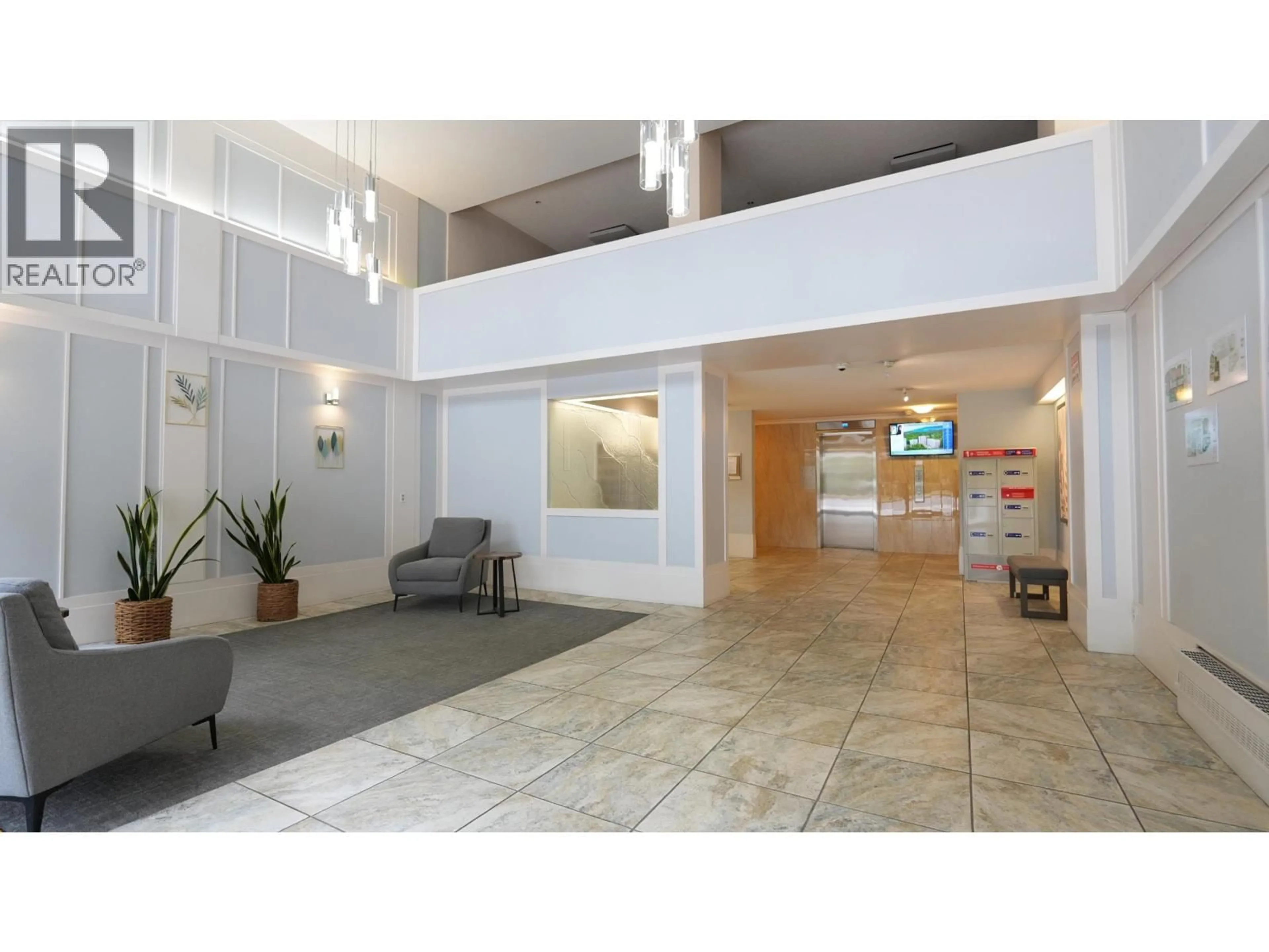 Lobby for 503 - 2020 FULLERTON AVENUE, North Vancouver British Columbia V7P3G3